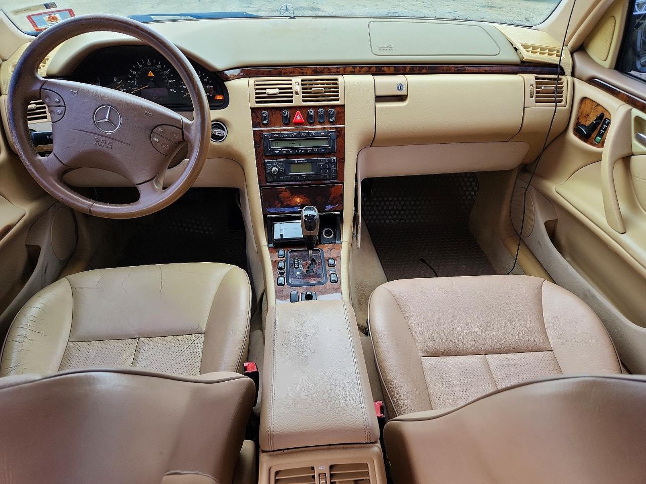 2001 Mercedes-benz E 320 4matic Черный vin: WDBJF82J41X052469