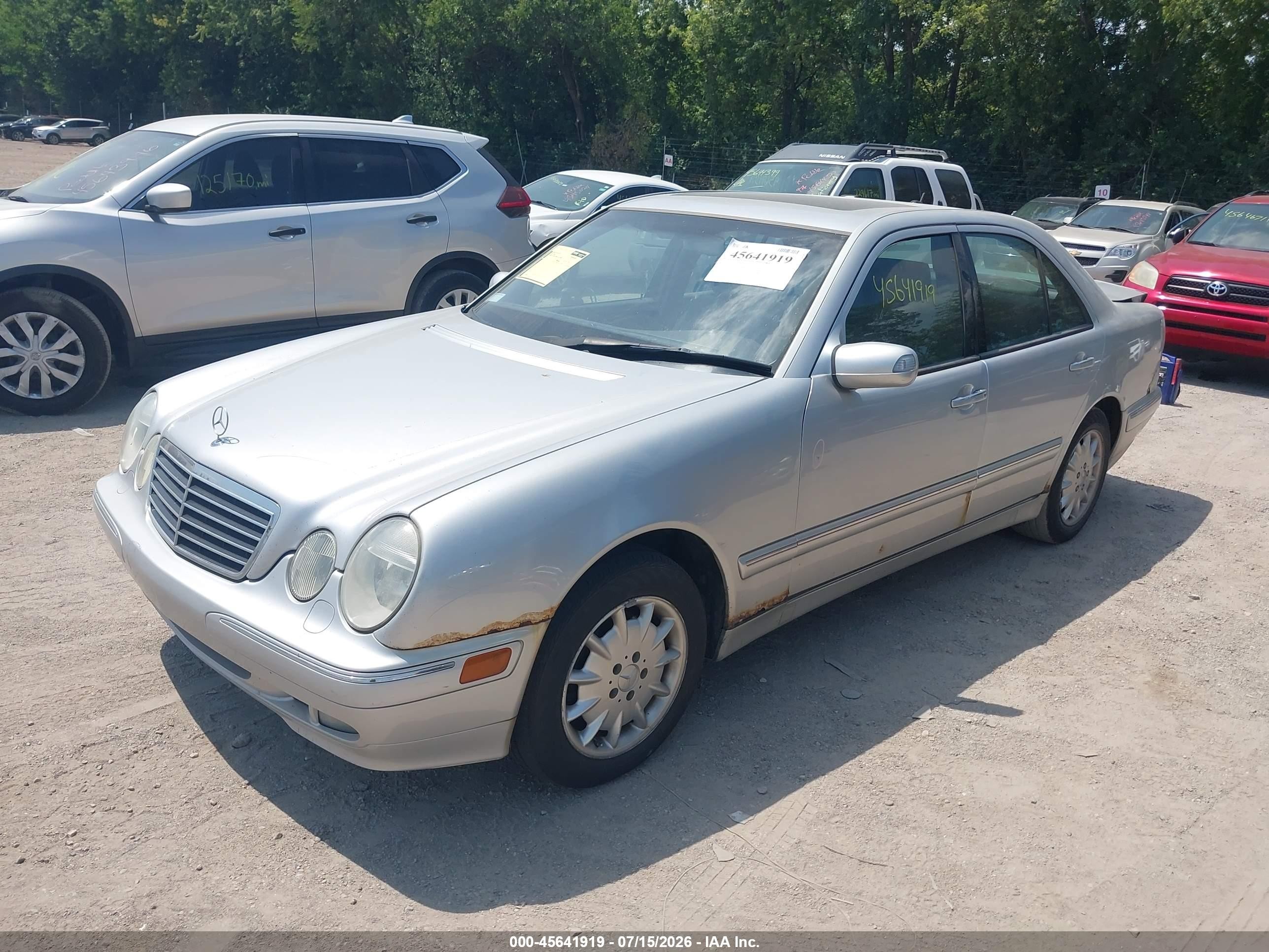 2000 Mercedes-benz E 320 4m Silver vin: WDBJF82J4YX032460