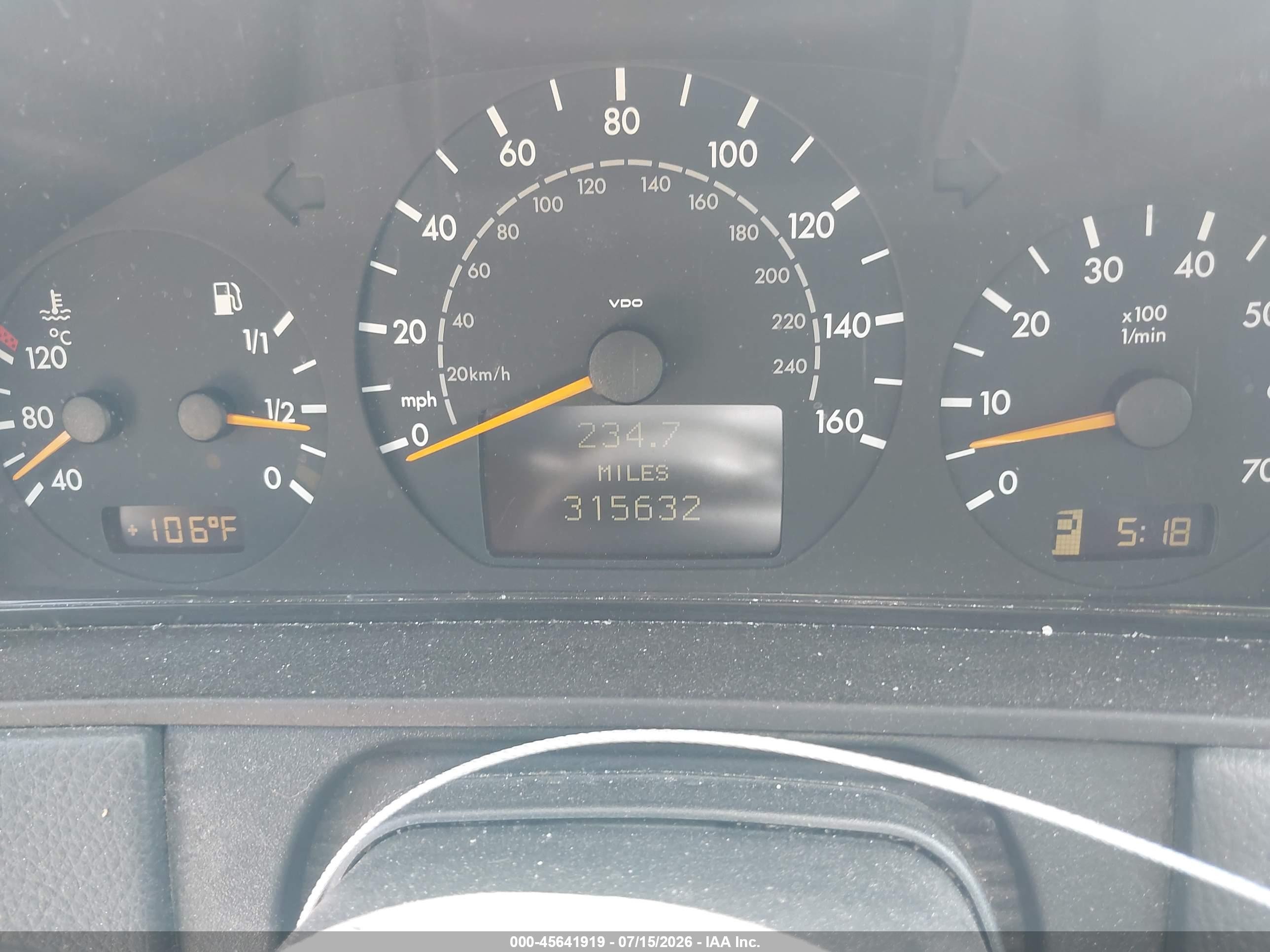 2000 Mercedes-benz E 320 4m Silver vin: WDBJF82J4YX032460