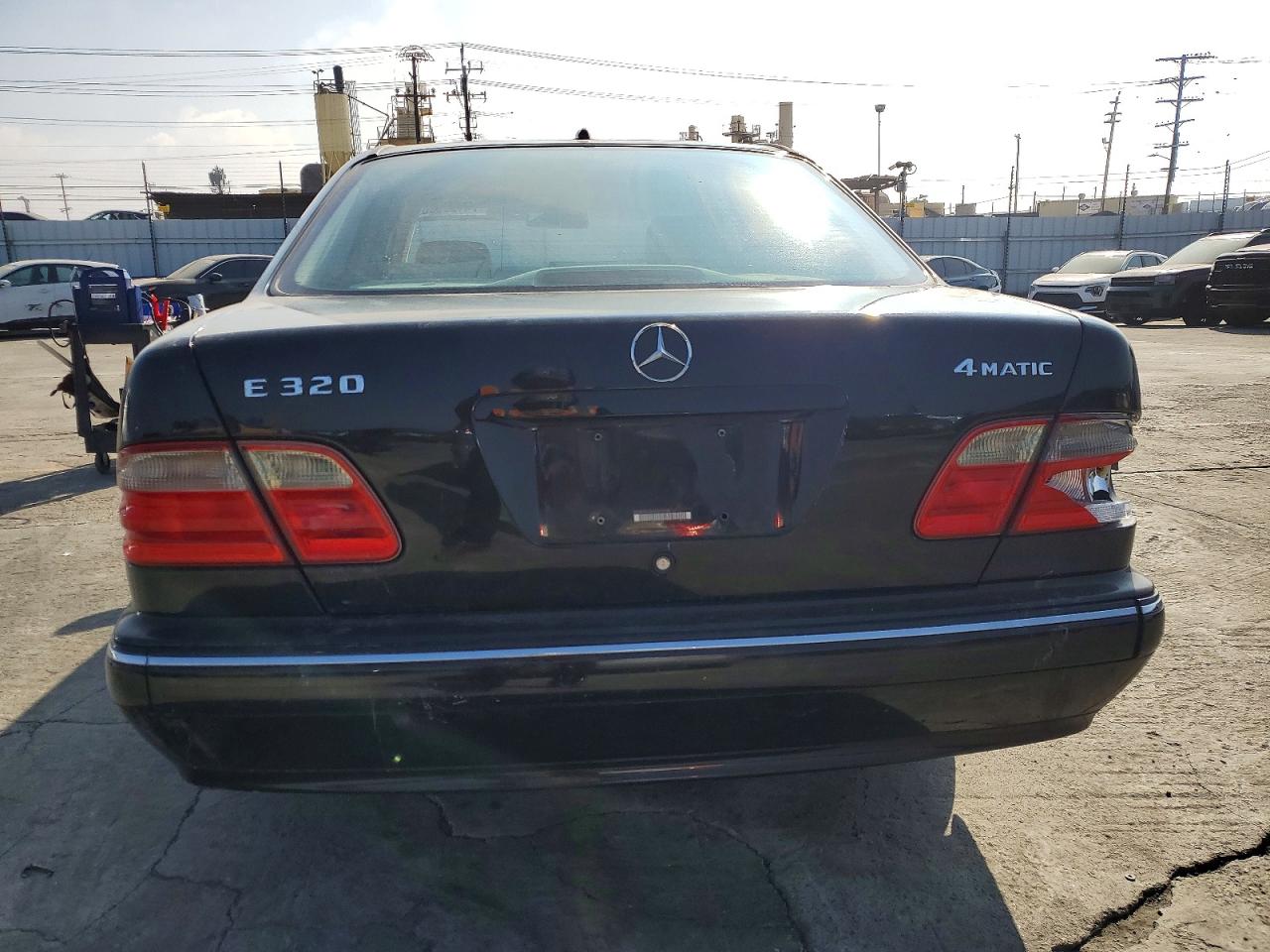 2000 Mercedes-benz E 320 4matic Black vin: WDBJF82J4YX037285