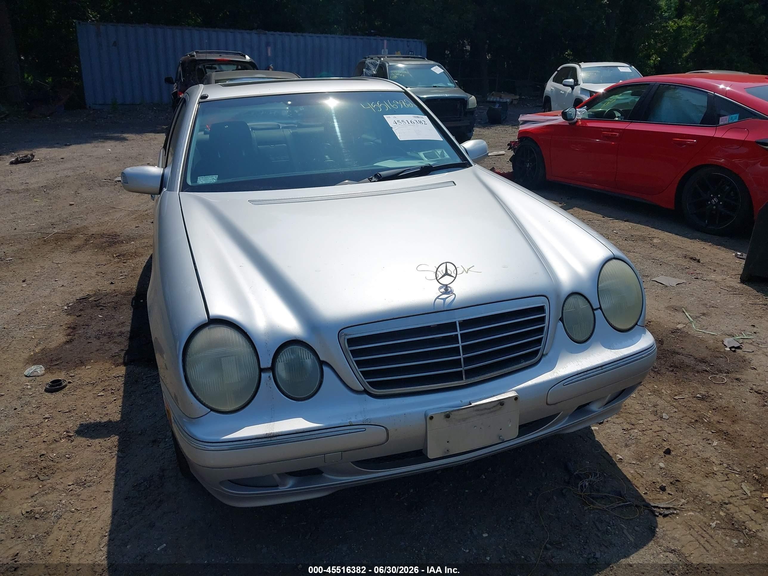 2000 Mercedes-benz E 320 4m Silver vin: WDBJF82J5YX037781