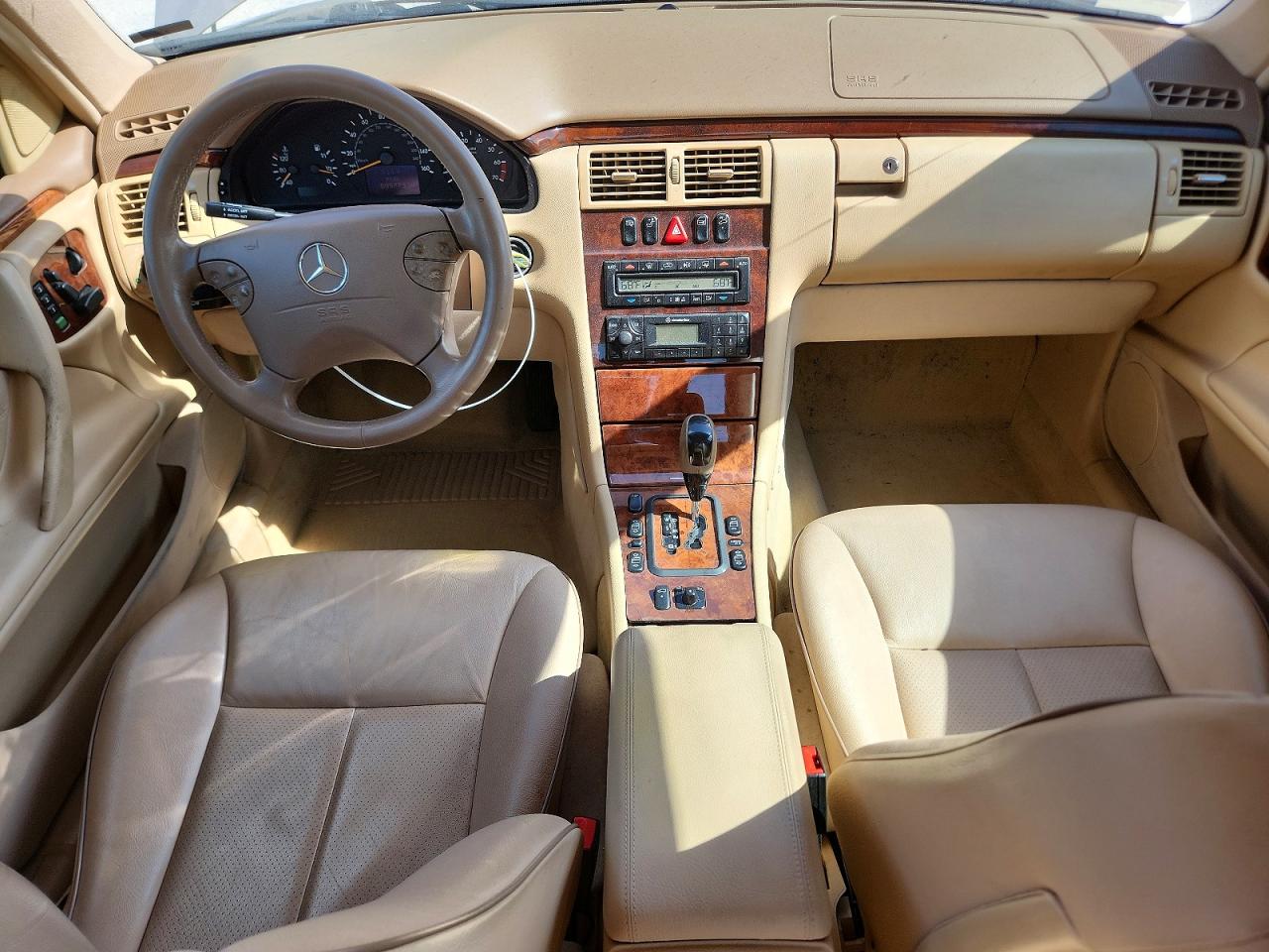 2002 Mercedes-benz E 320 4matic Tan vin: WDBJF82J62X067573