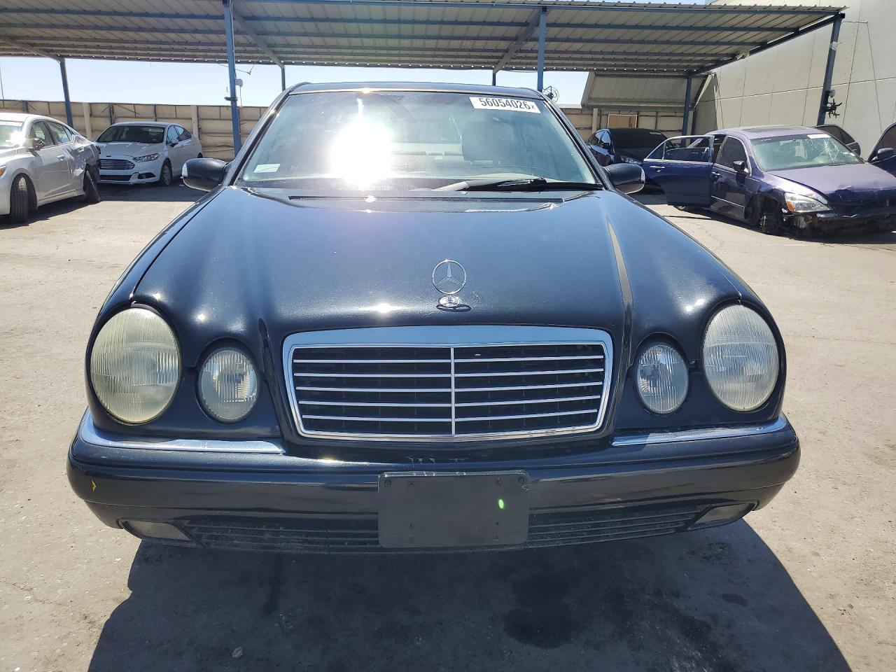 2002 Mercedes-benz E 320 4matic Black vin: WDBJF82J62X072000