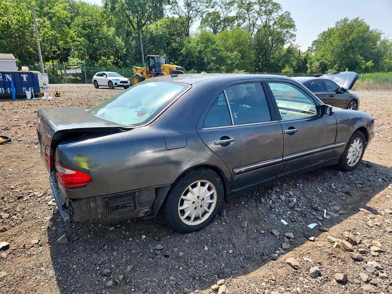 2002 Mercedes-benz E 320 4matic Gray vin: WDBJF82J72X063922