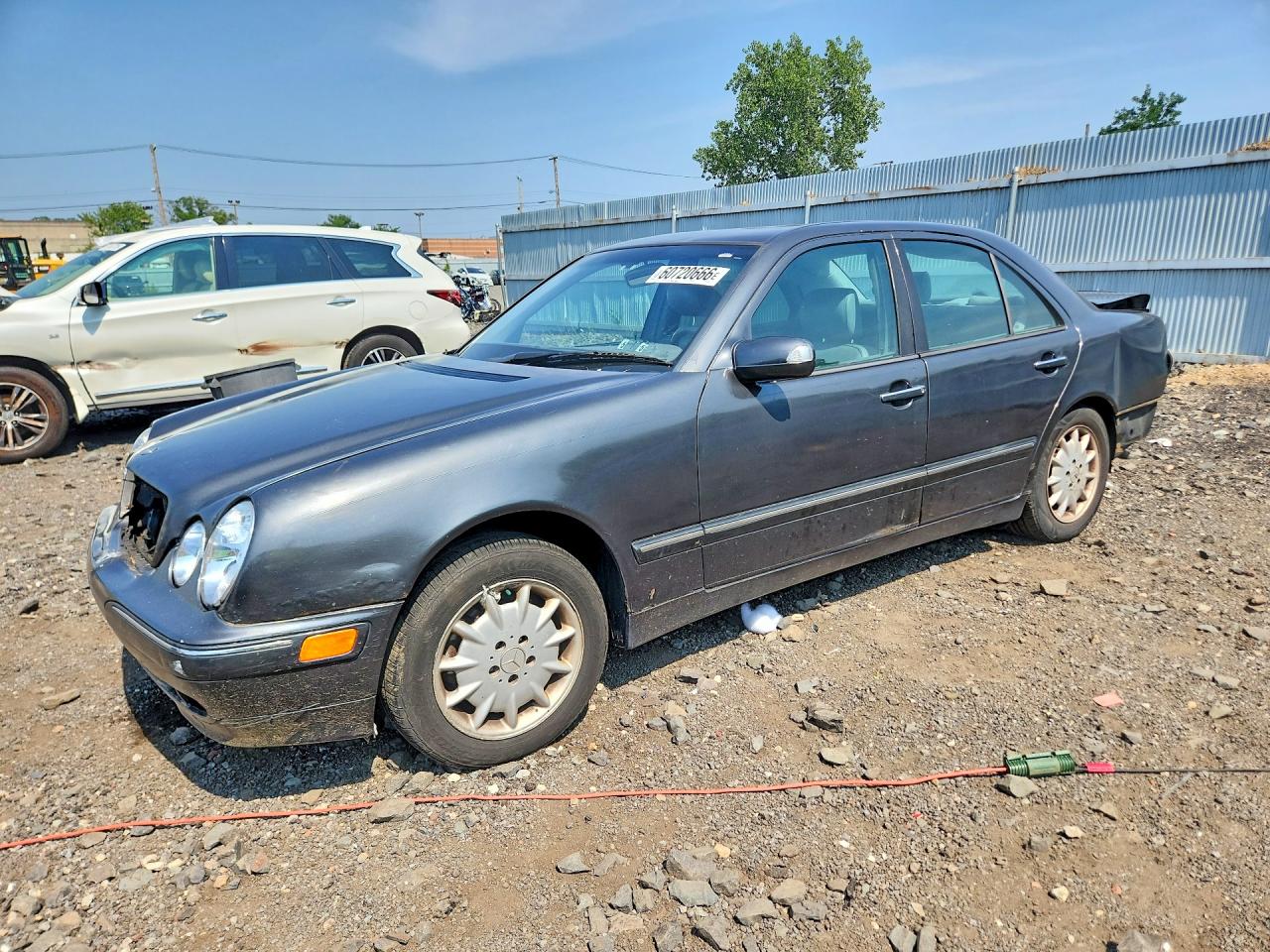 WDBJF82J72X063922