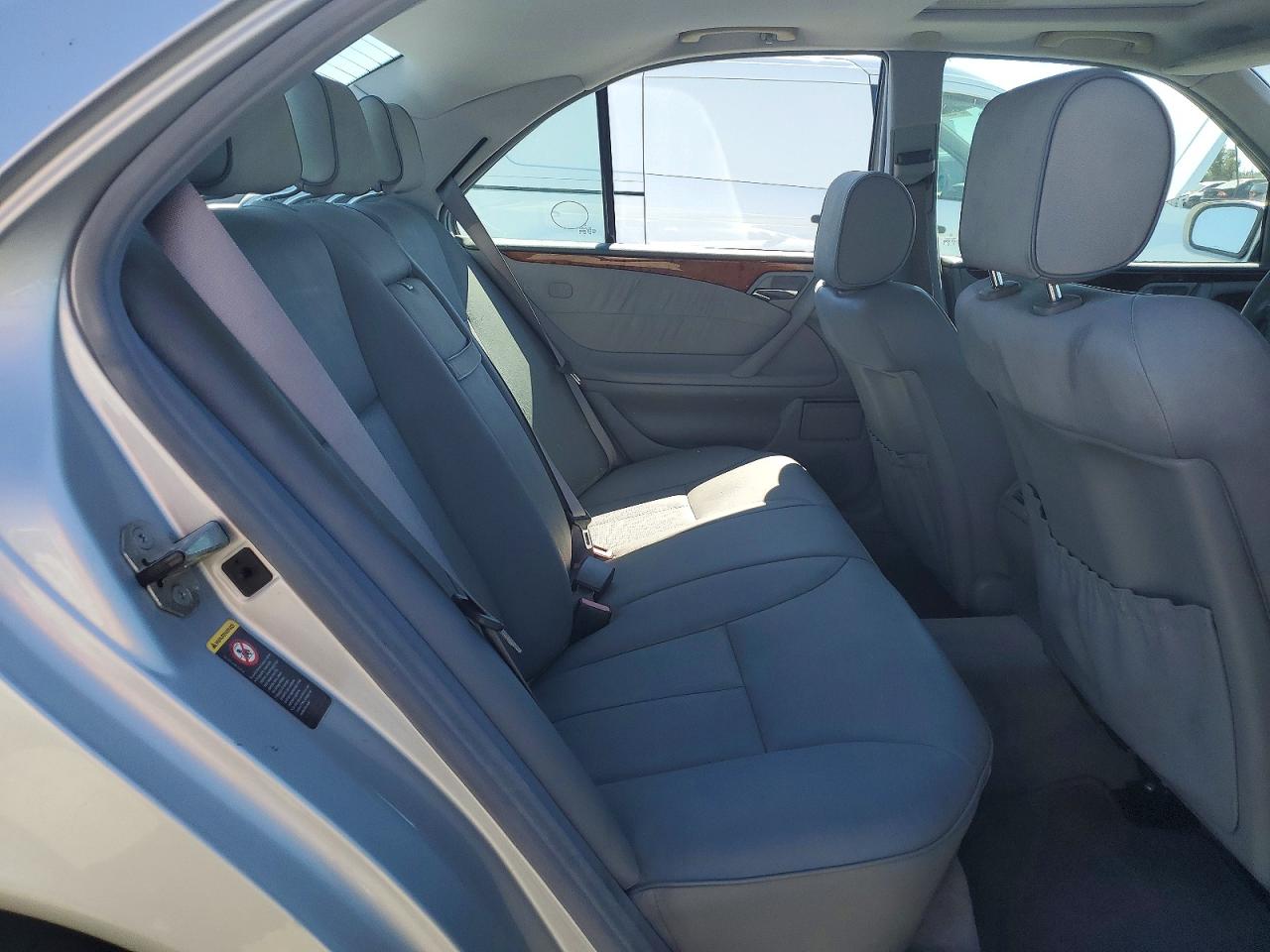 2002 Mercedes-benz E 320 4matic Silver vin: WDBJF82J82X072838