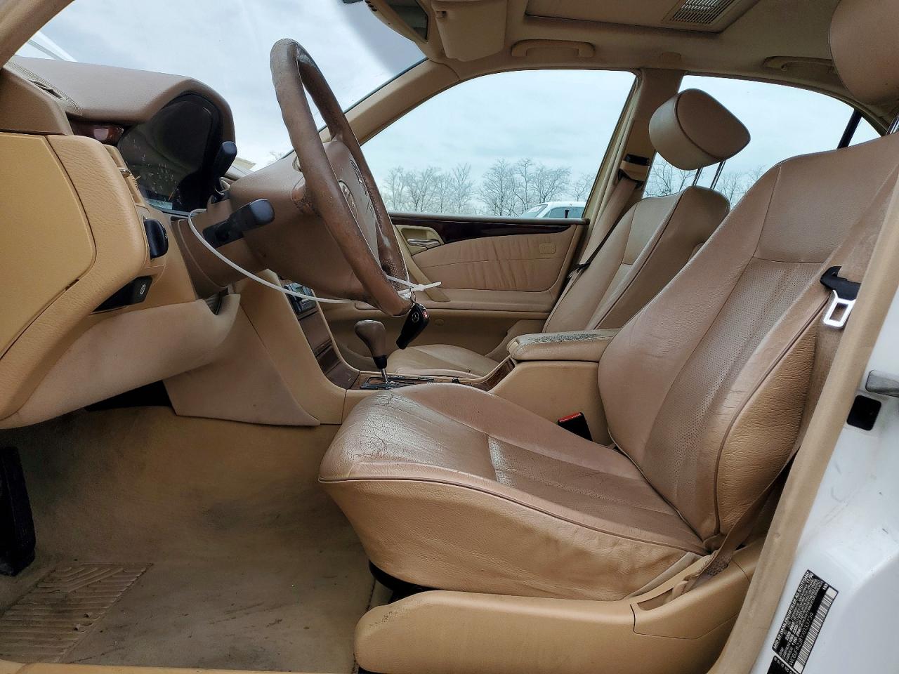 2000 Mercedes-benz E 320 4matic Белый vin: WDBJF82J8YX033739