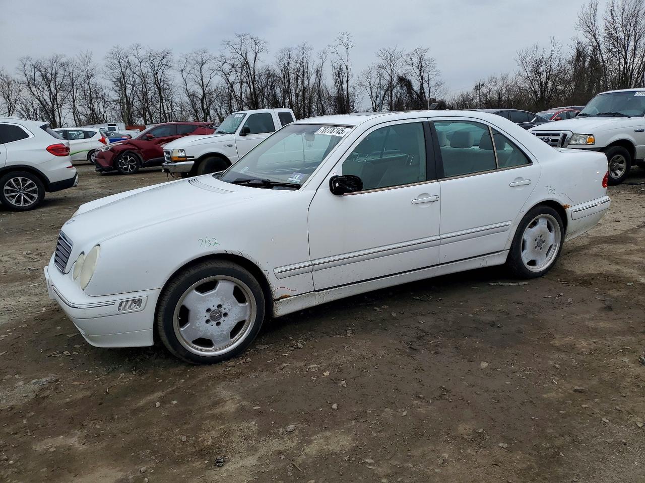 2000 Mercedes-benz E 320 4matic Белый vin: WDBJF82J8YX033739