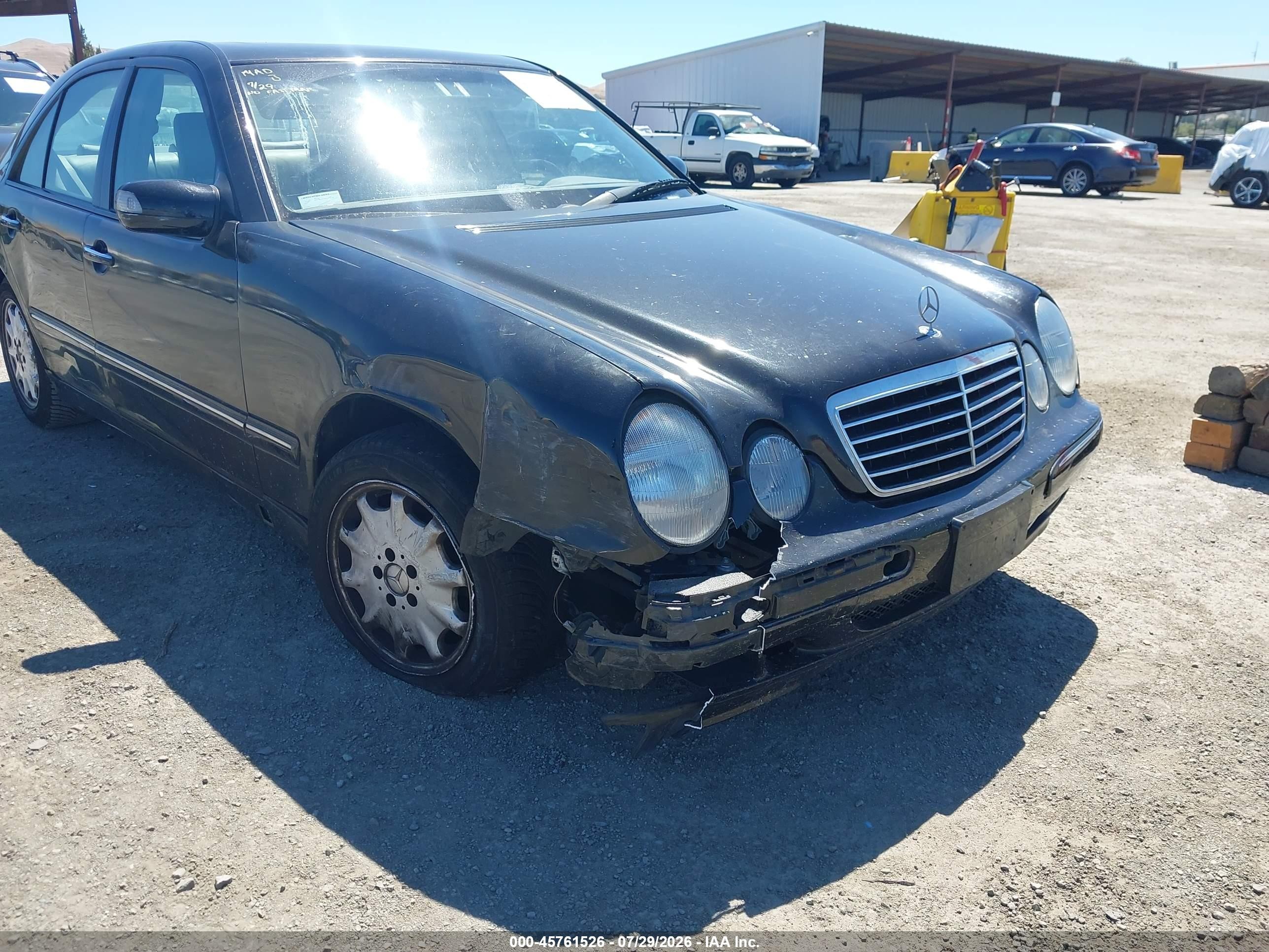 2002 Mercedes-benz E 320 4m/4m Special Edition Black vin: WDBJF82J92X072010