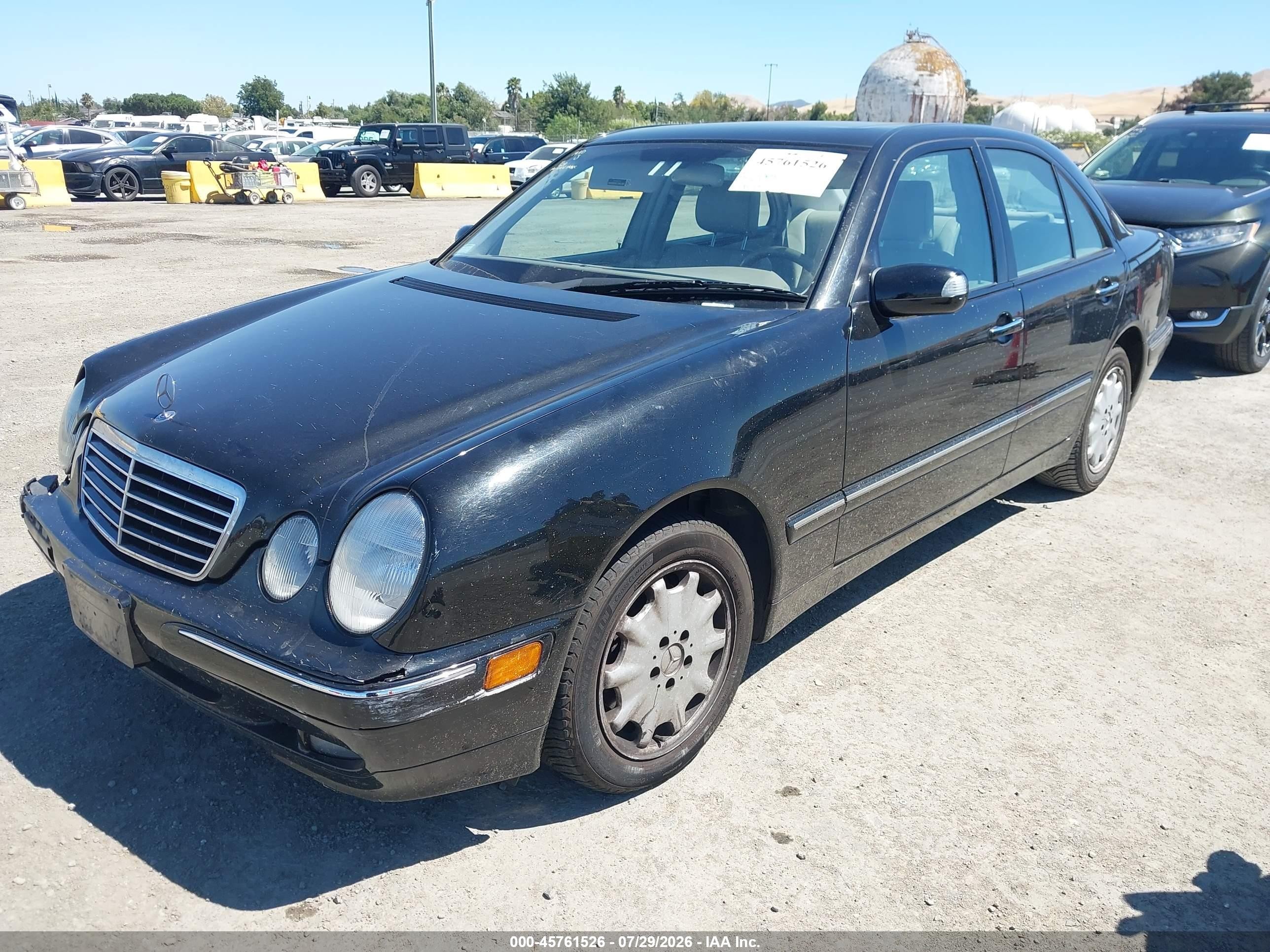 2002 Mercedes-benz E 320 4m/4m Special Edition Black vin: WDBJF82J92X072010
