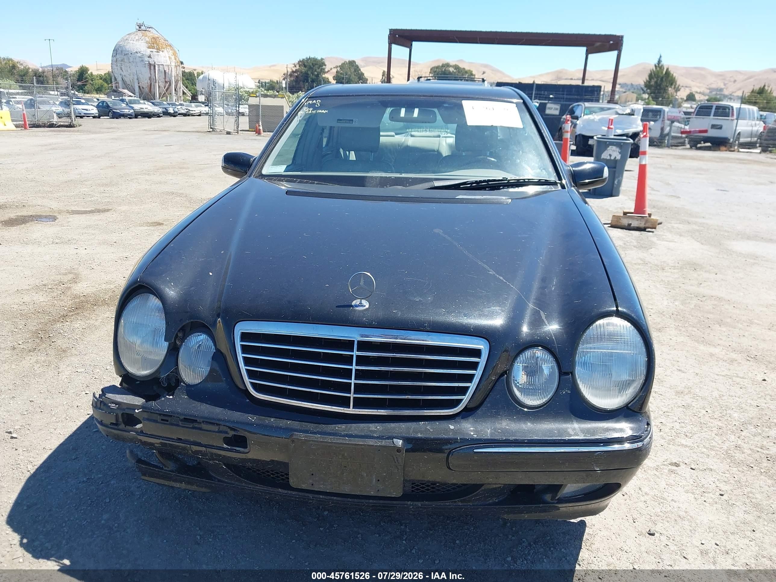 2002 Mercedes-benz E 320 4m/4m Special Edition Black vin: WDBJF82J92X072010