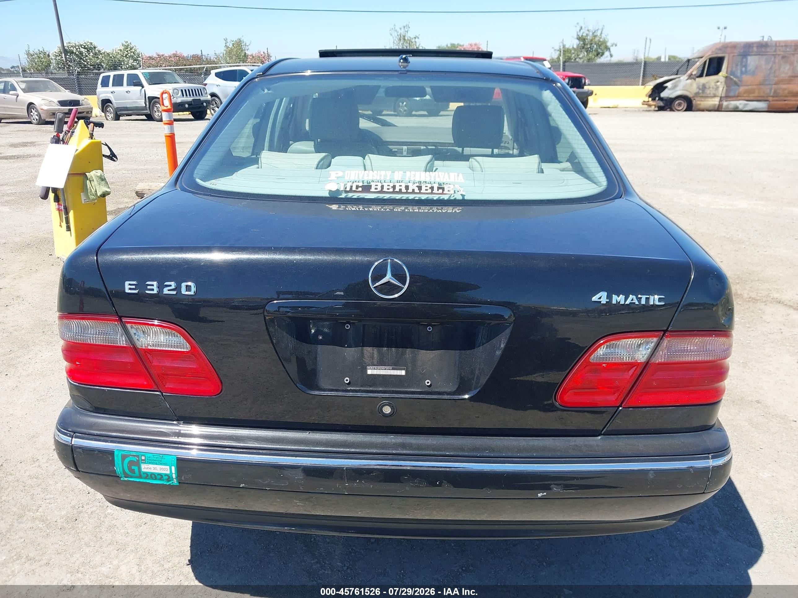 2002 Mercedes-benz E 320 4m/4m Special Edition Black vin: WDBJF82J92X072010