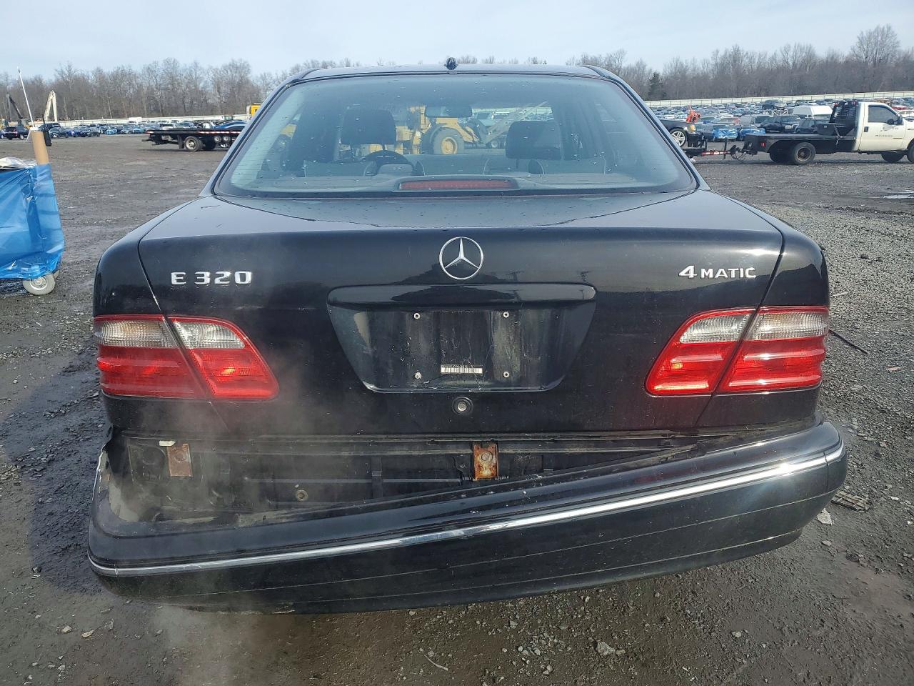 2000 Mercedes-benz E 320 4matic Black vin: WDBJF82JXYX038375