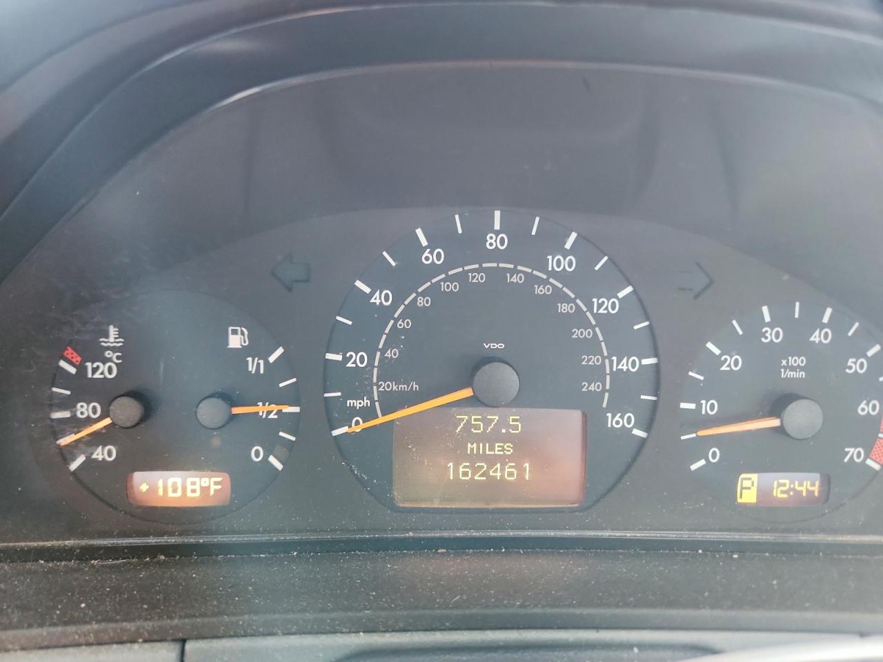 2000 Mercedes-benz E 430 Silver vin: WDBJF83J4YX035860