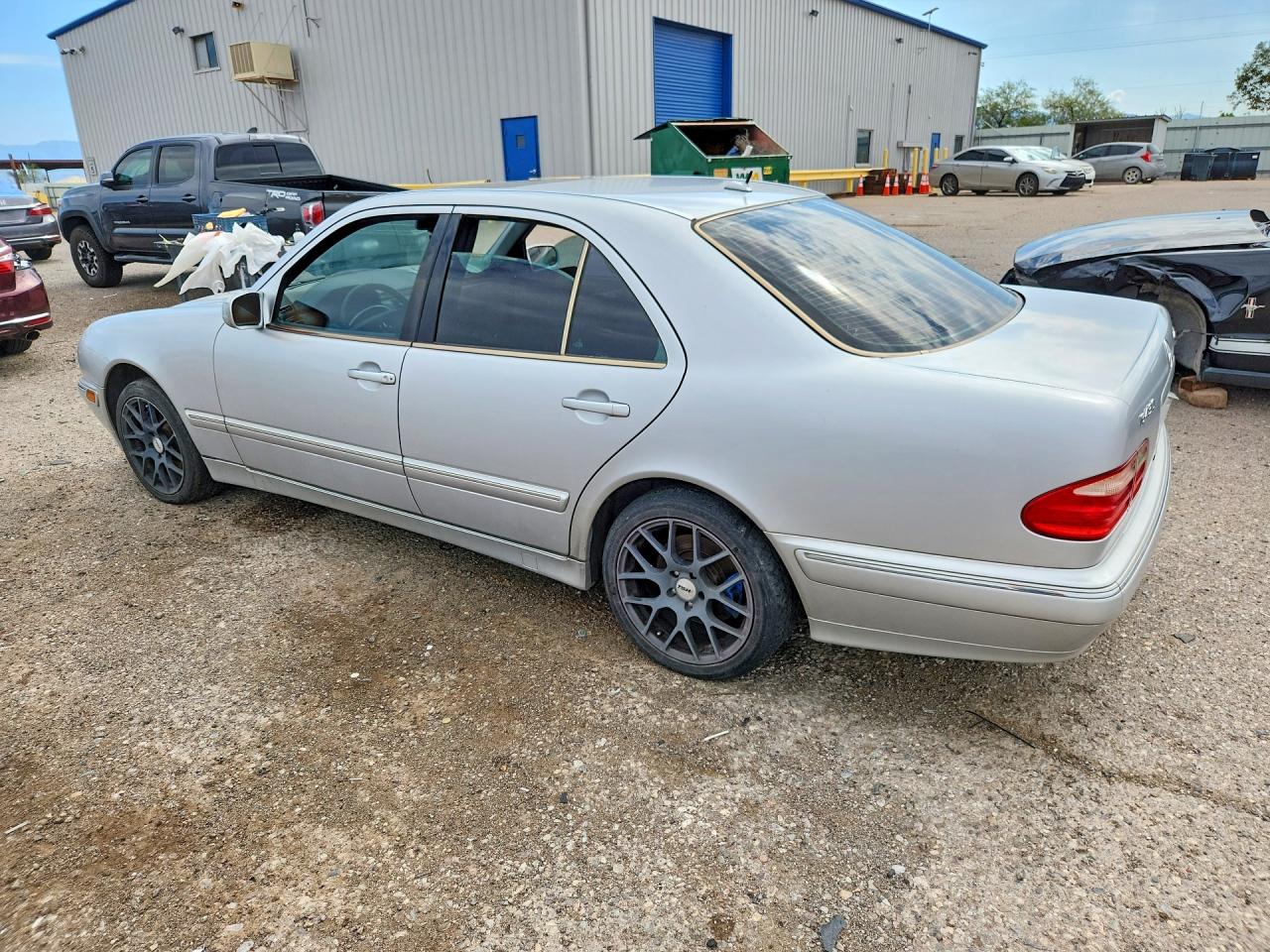 2000 Mercedes-benz E 430 Silver vin: WDBJF83J6YX034323