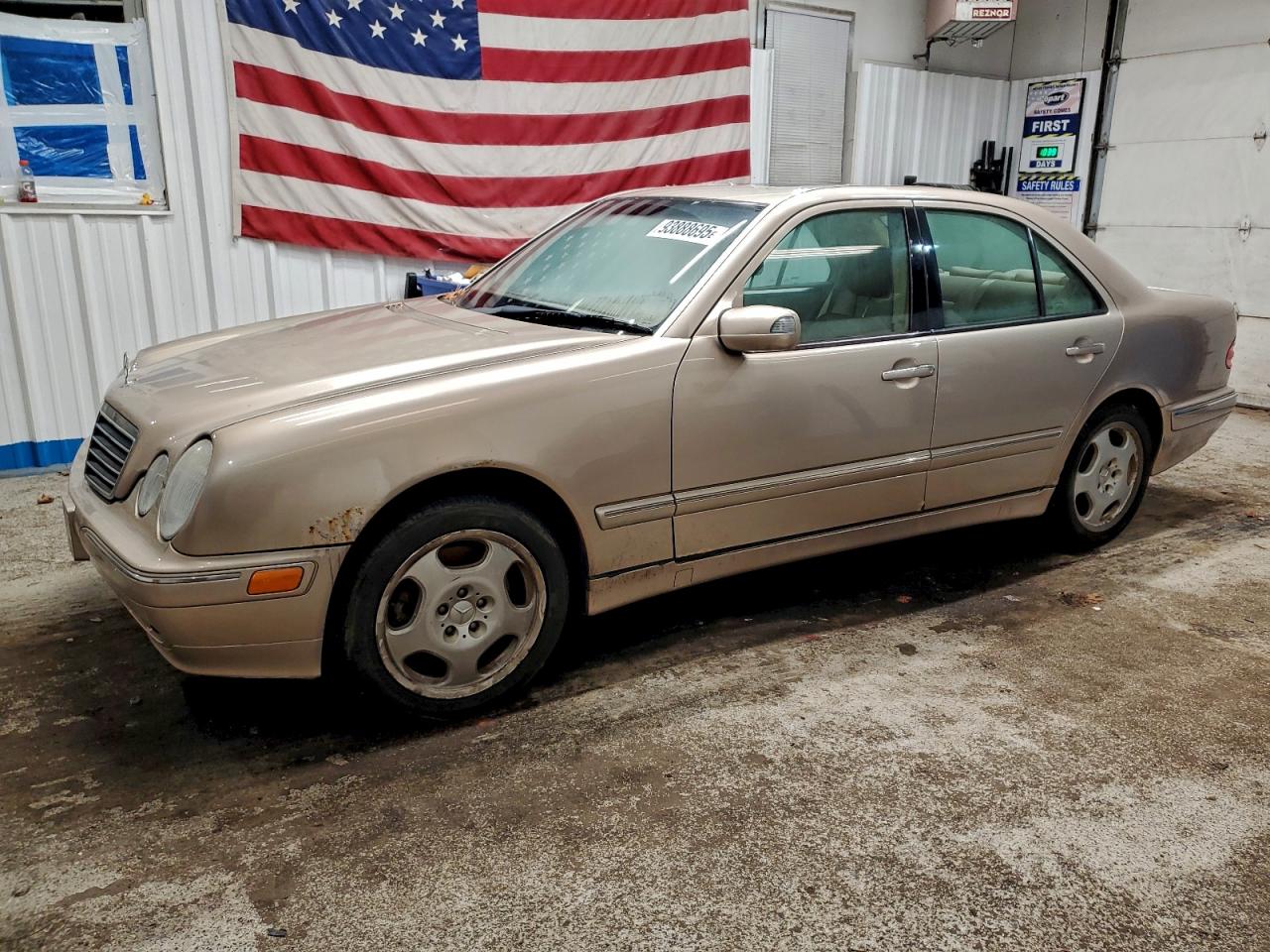 2000 Mercedes-benz E 430 Gold vin: WDBJF83J7YX037084