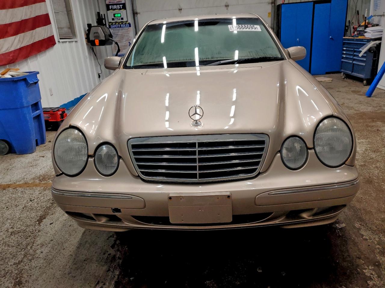 2000 Mercedes-benz E 430 Gold vin: WDBJF83J7YX037084