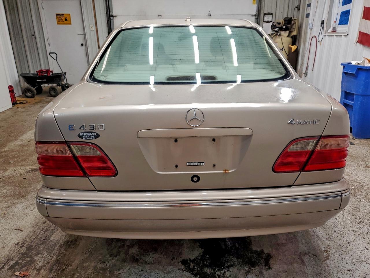 2000 Mercedes-benz E 430 Gold vin: WDBJF83J7YX037084