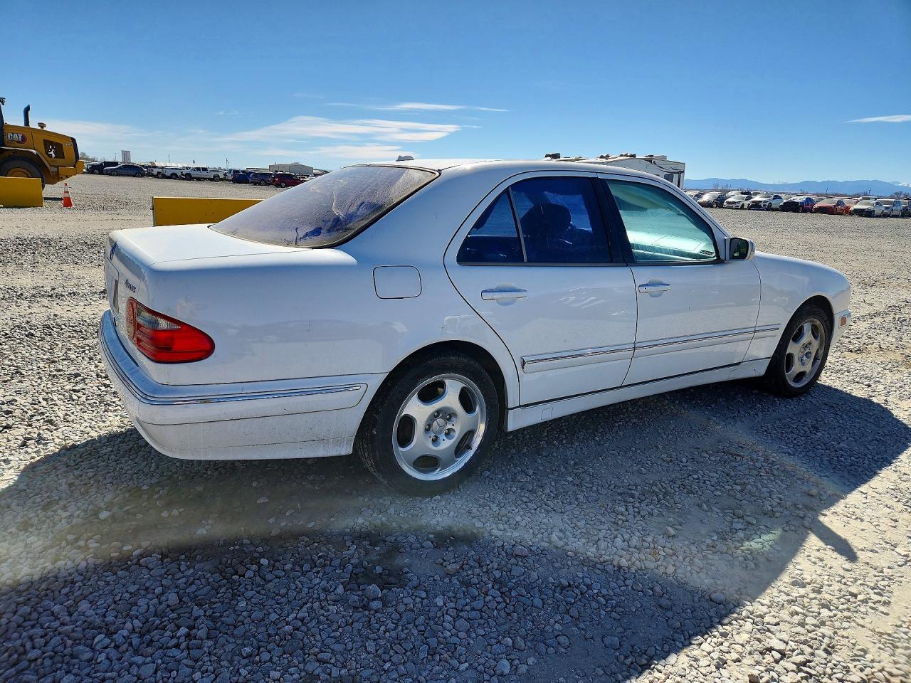 2000 Mercedes-benz E 430 White vin: WDBJF83JXYX030209
