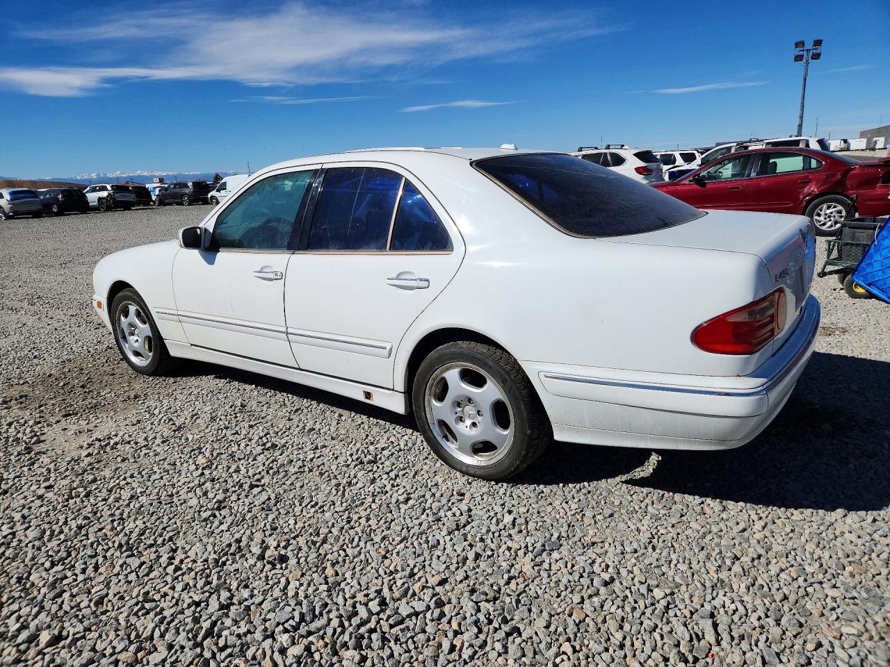 2000 Mercedes-benz E 430 White vin: WDBJF83JXYX030209