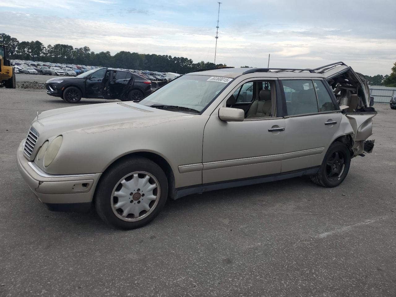 1999 Mercedes-benz E 320 Желто-коричневый vin: WDBJH65F0XA763409