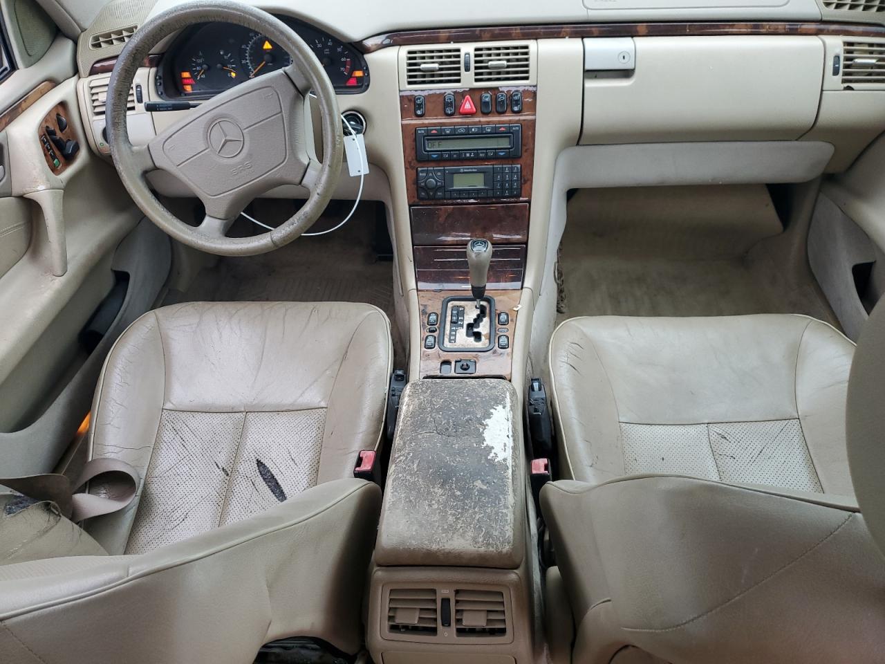 1999 Mercedes-benz E 320 Желто-коричневый vin: WDBJH65F0XA763409