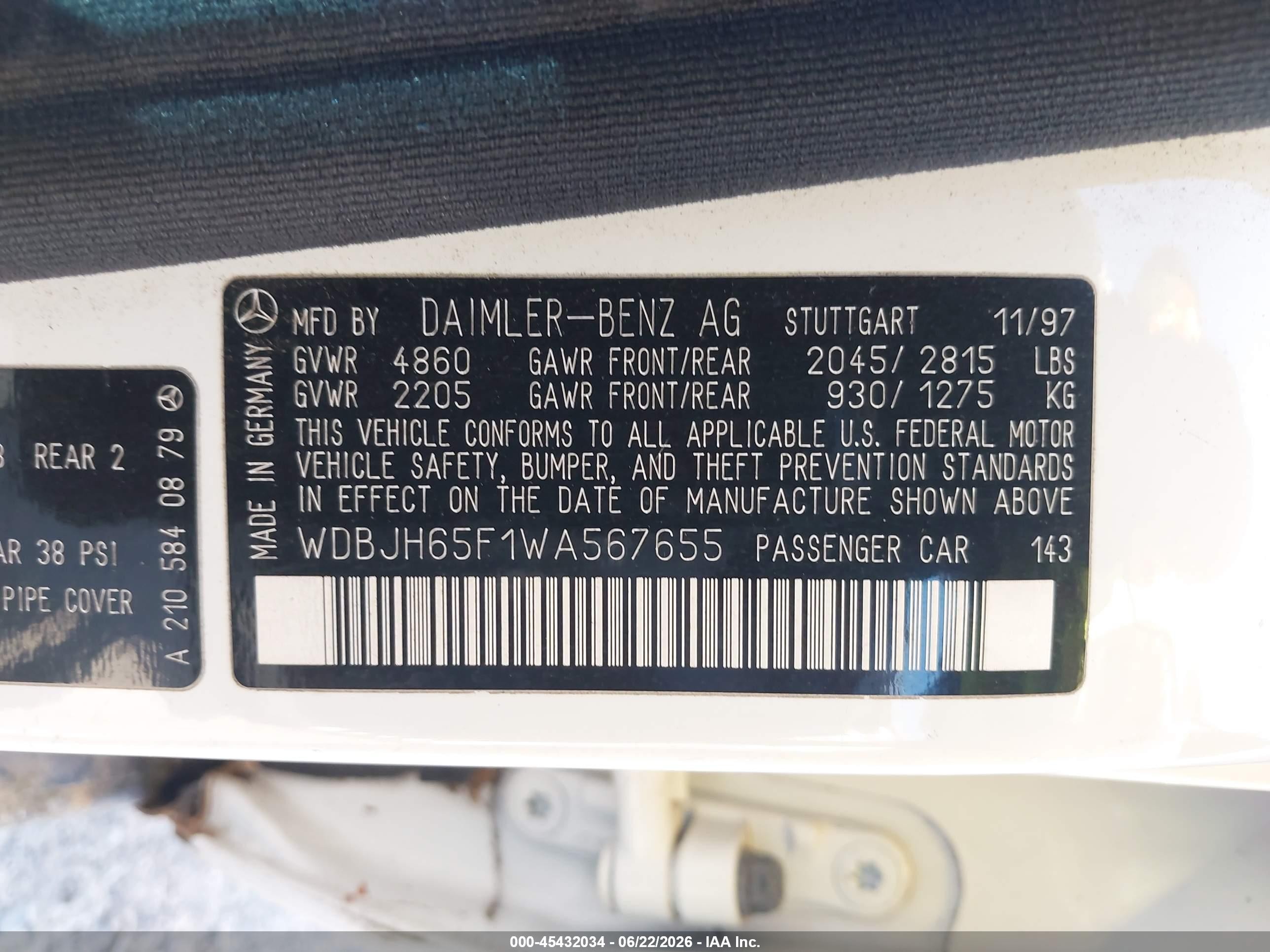 1998 Mercedes-benz E 320 White vin: WDBJH65F1WA567655