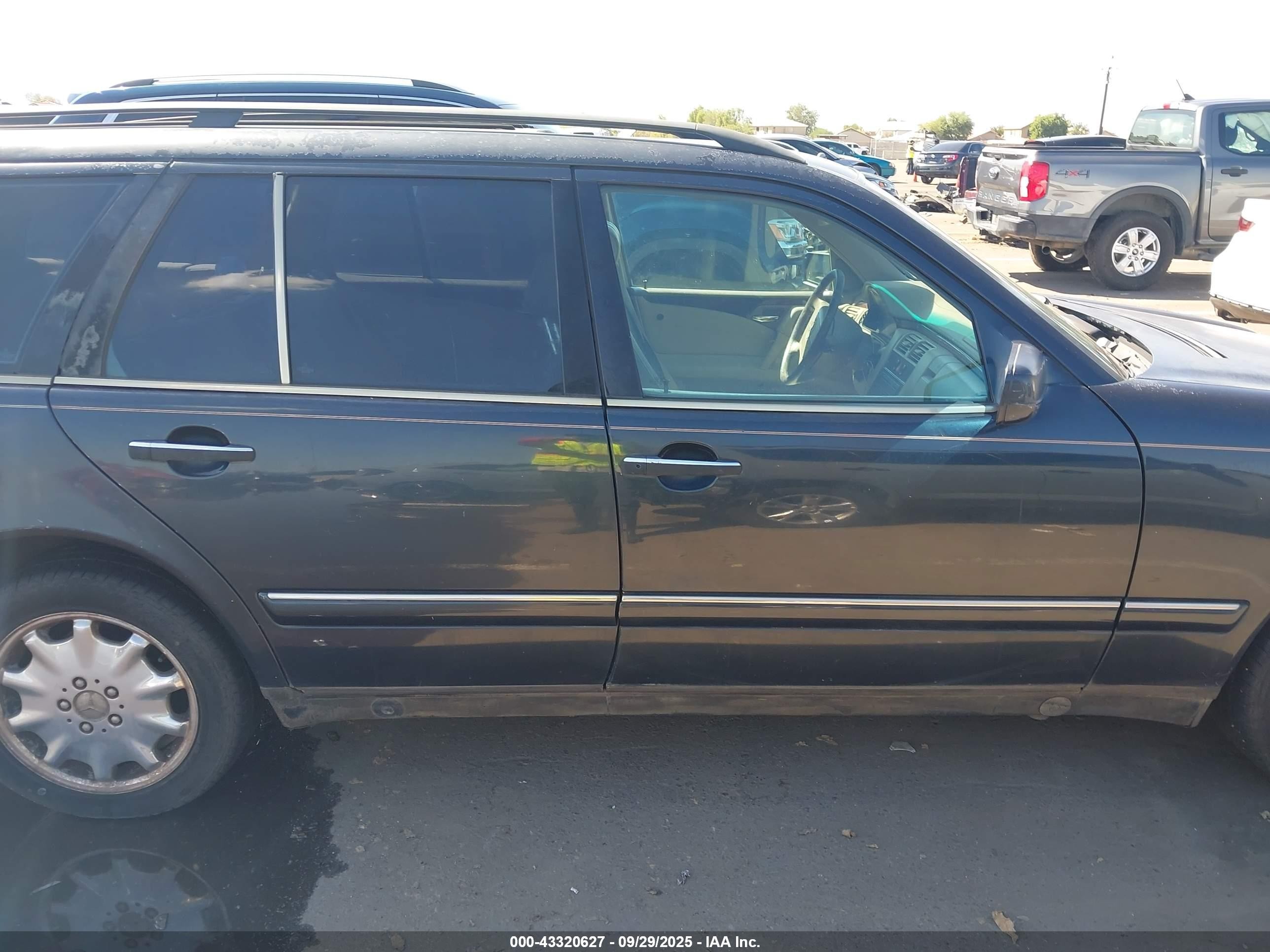 1998 Mercedes-benz E 320   Navy vin: WDBJH65F2WA521204