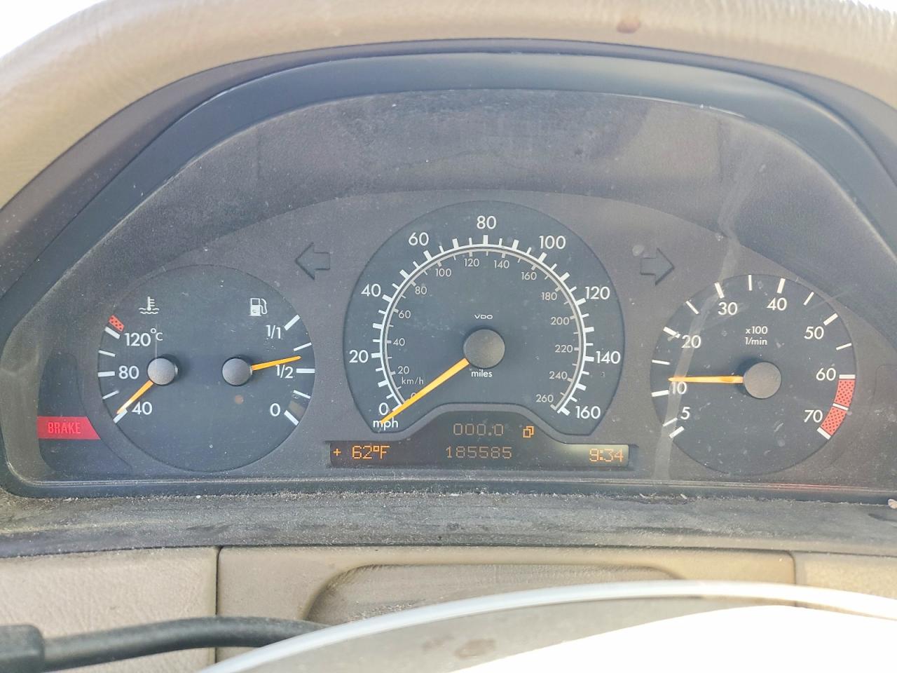 1999 Mercedes-benz E 320 Teal vin: WDBJH65F2XA842869