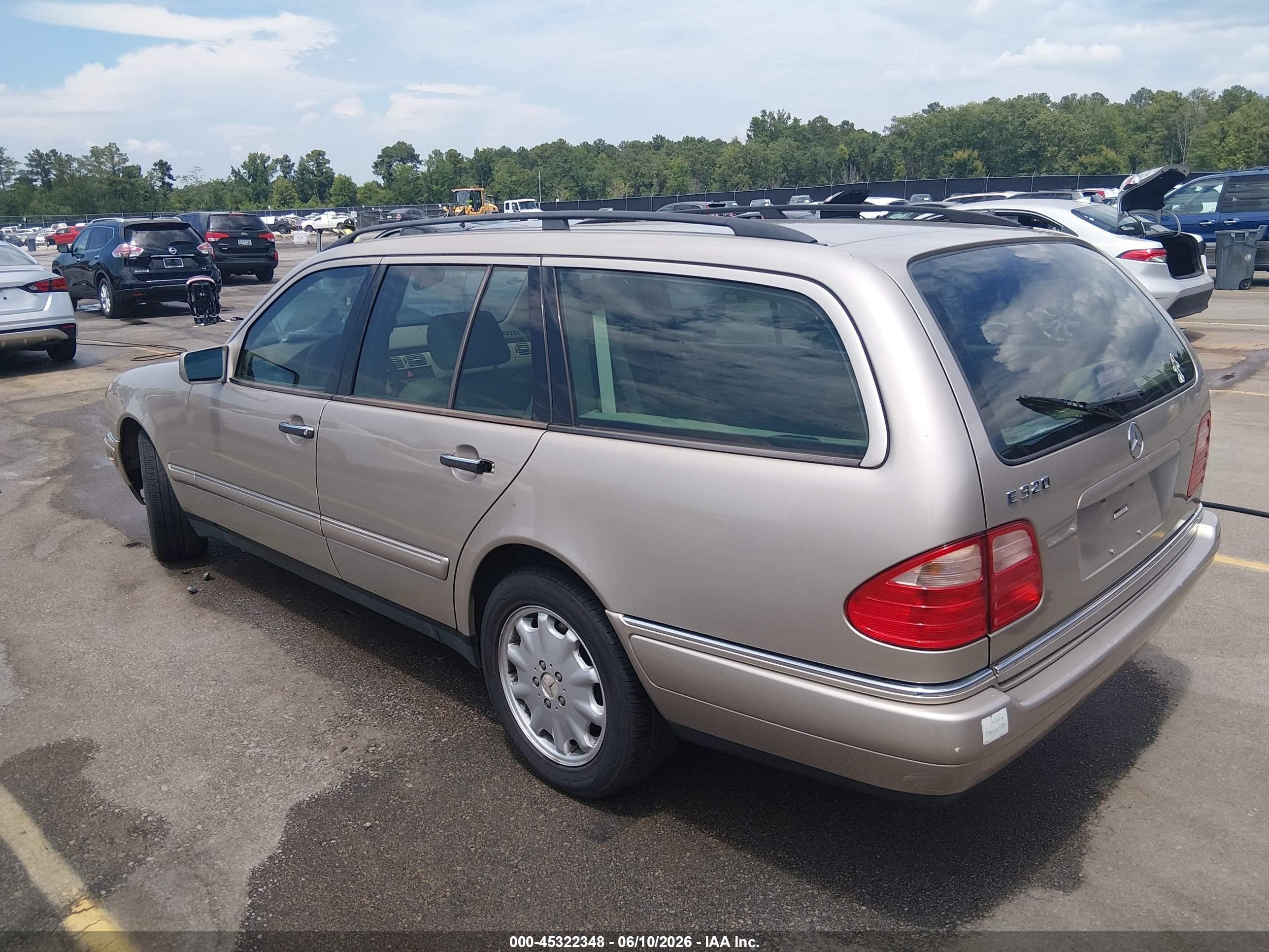 1998 Mercedes-benz E 320   Tan vin: WDBJH65F3WA663819