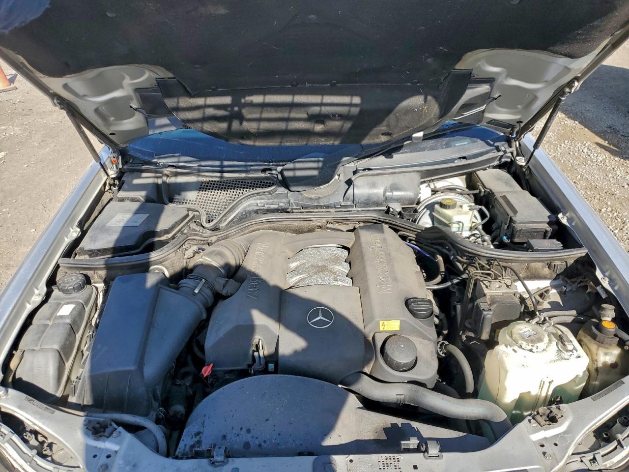 1998 Mercedes-benz E 320 Серебряный vin: WDBJH65F4WA528431