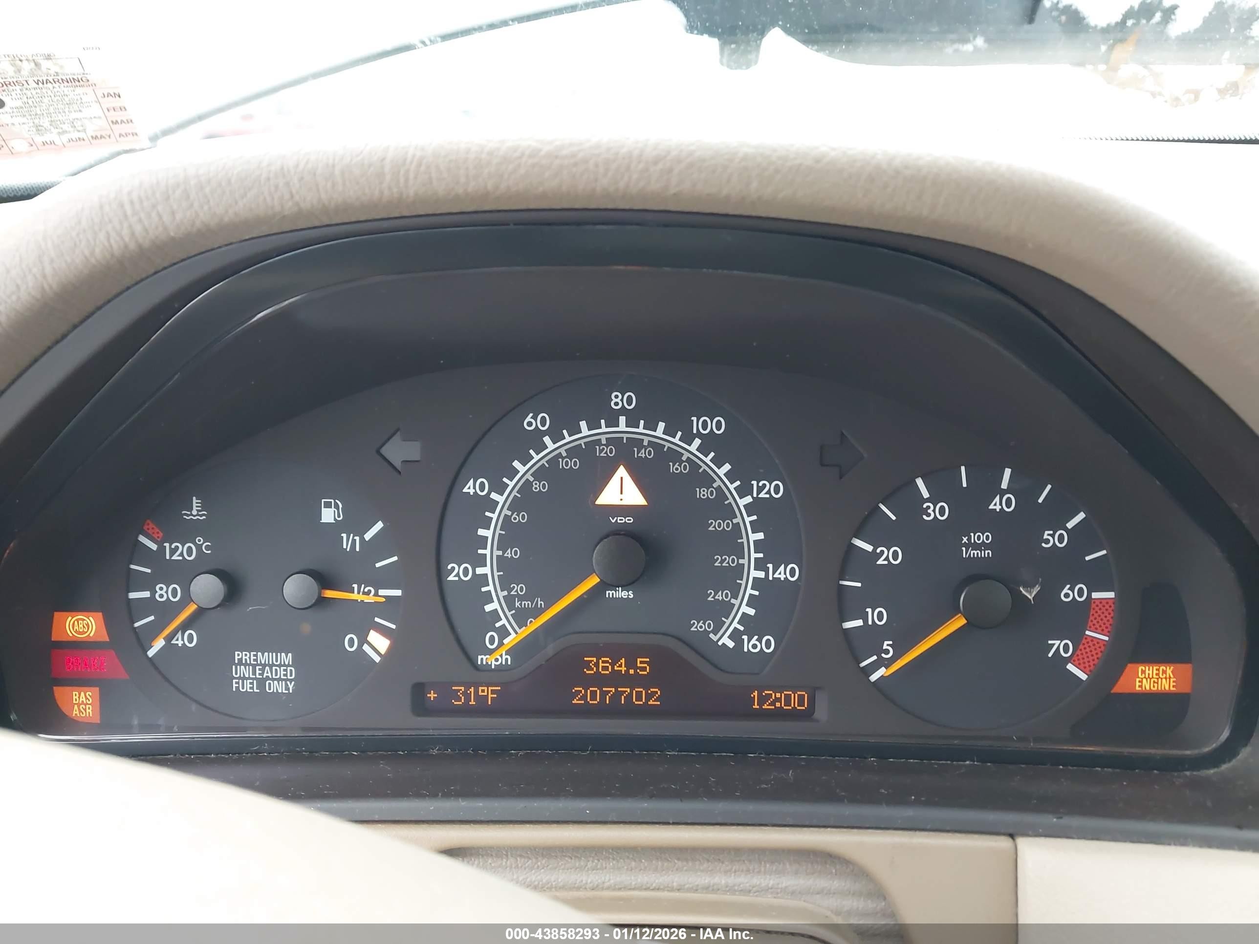 1998 Mercedes-benz E 320   Black vin: WDBJH65F6WA523182