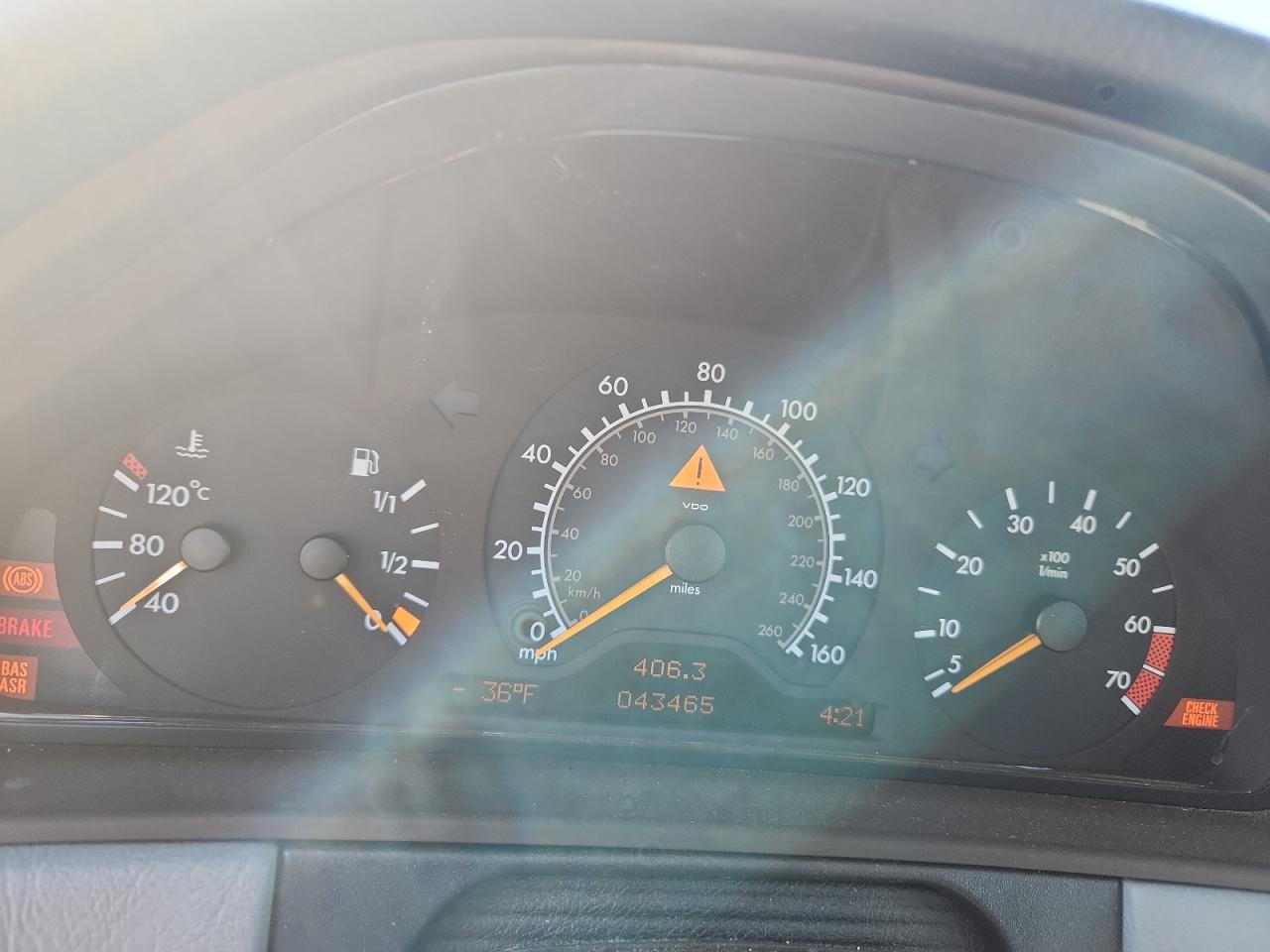 1999 Mercedes-benz E 320 Серебряный vin: WDBJH65F7XA719309