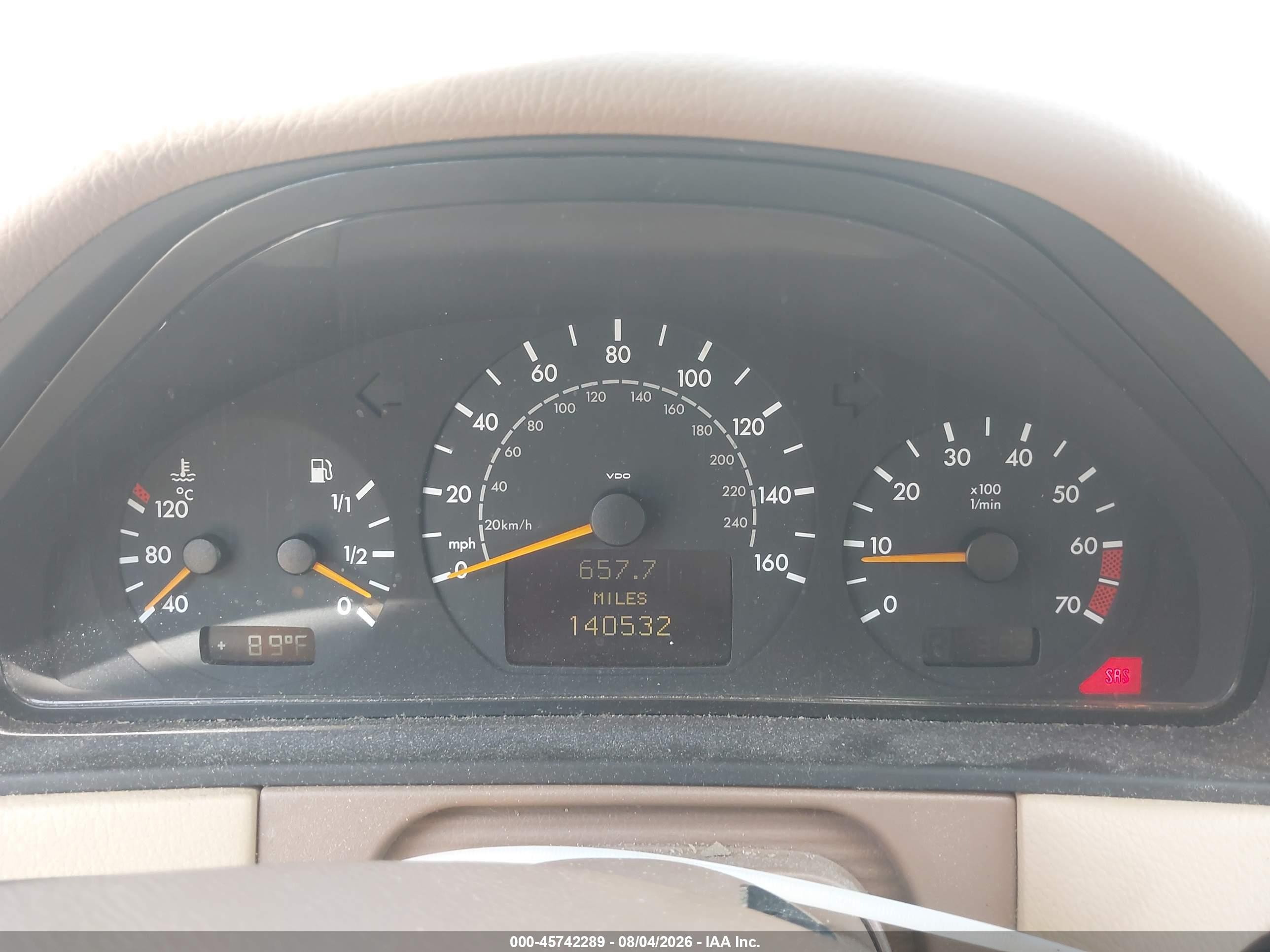 2001 Mercedes-benz E 320   Gold vin: WDBJH65J11B264673