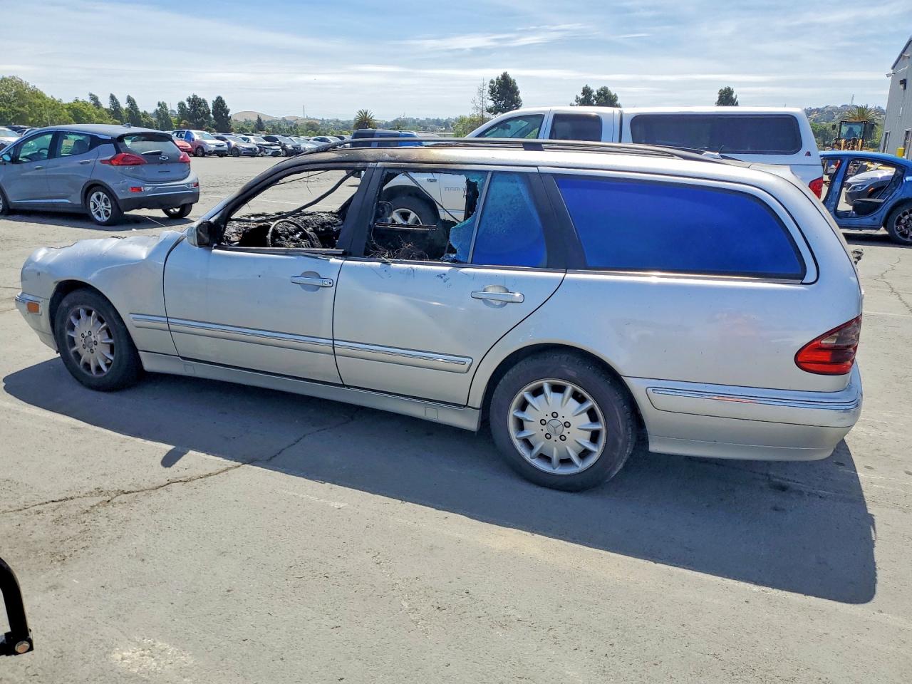 2000 Mercedes-benz E 320 Silver vin: WDBJH65J2YB117580