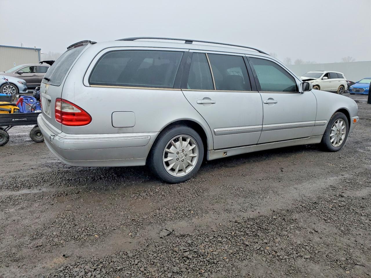 2000 Mercedes-benz E 320 Silver vin: WDBJH65J3YA980880