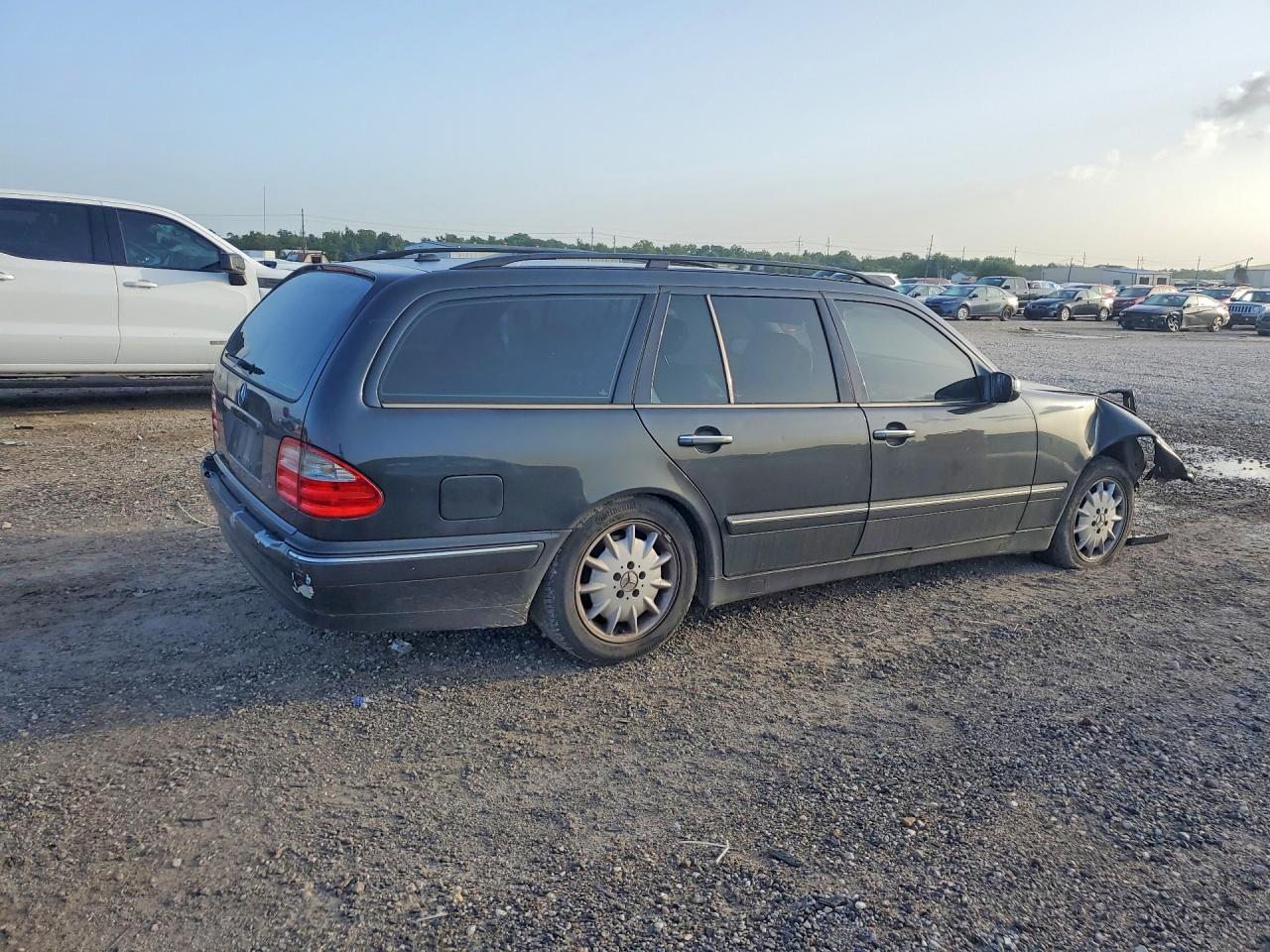 2002 Mercedes-benz E 320 Charcoal vin: WDBJH65J92X080618