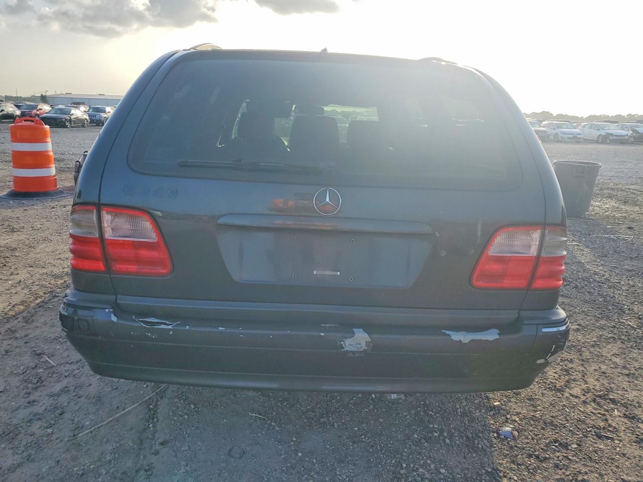 2002 Mercedes-benz E 320 Charcoal vin: WDBJH65J92X080618