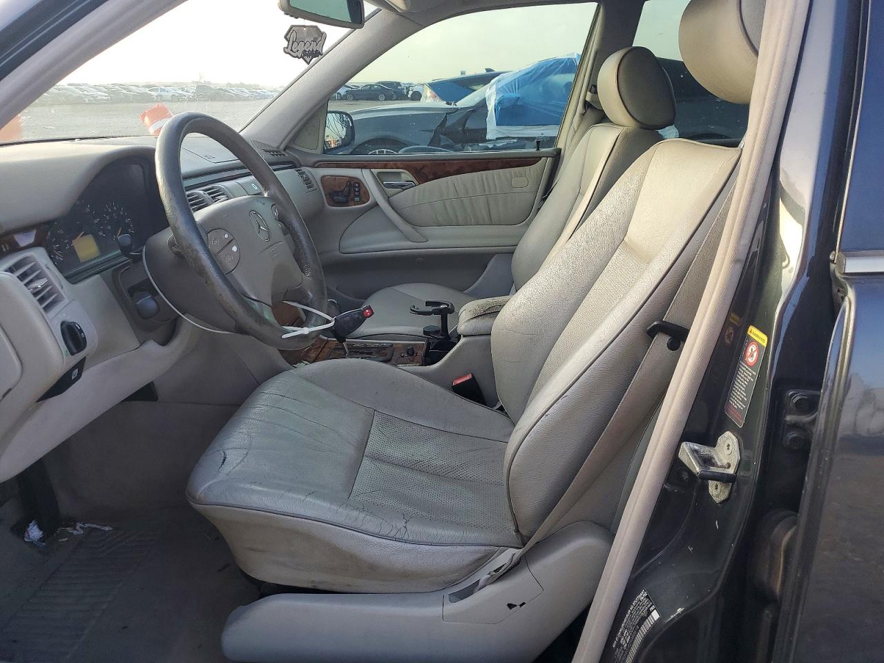 2002 Mercedes-benz E 320 Charcoal vin: WDBJH65J92X080618