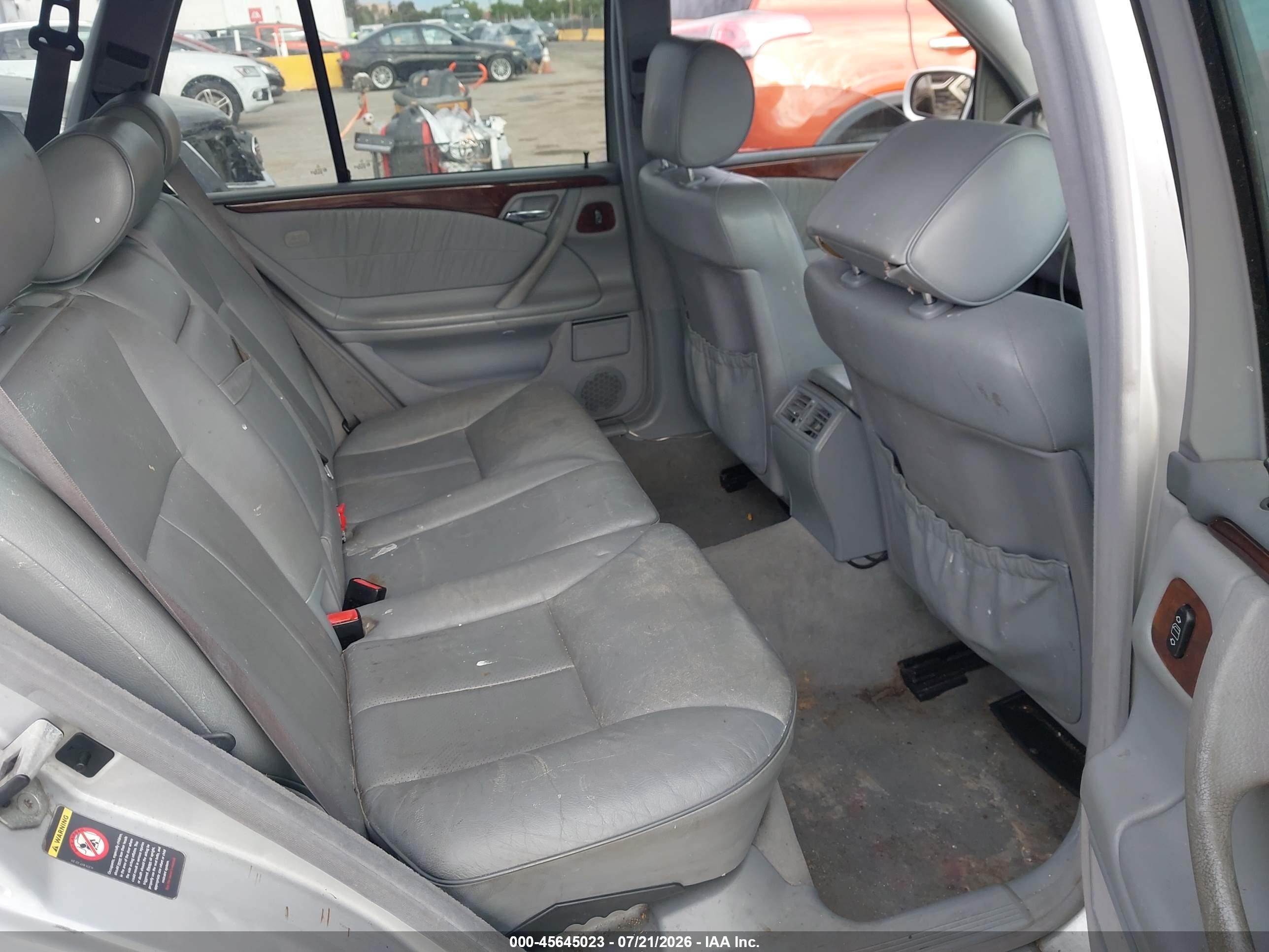 2000 Mercedes-benz E 320   Серебряный vin: WDBJH65J9YB056292