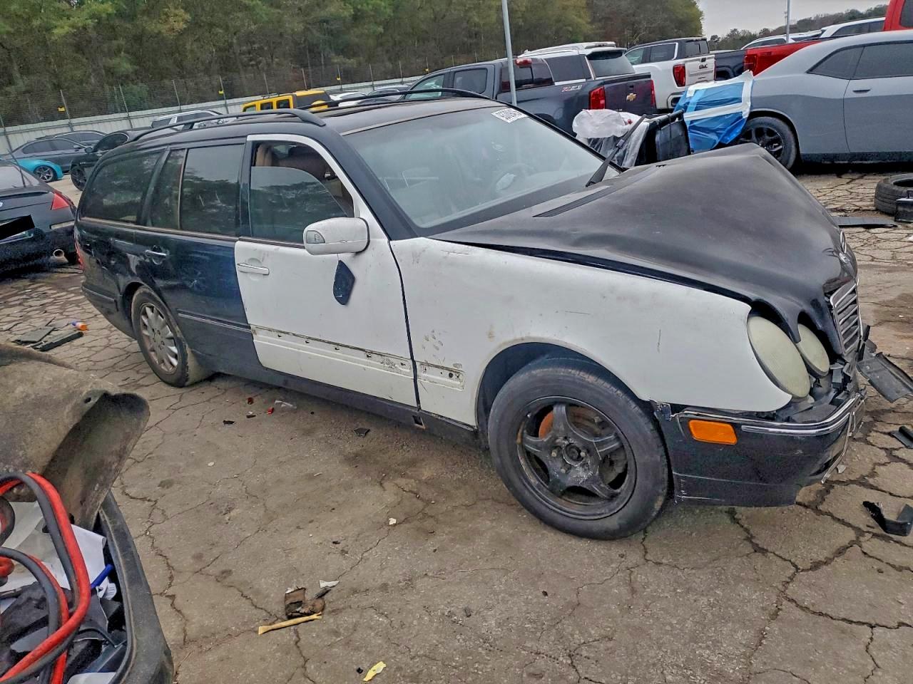 2000 Mercedes-benz E 320 Черный vin: WDBJH65J9YB102199