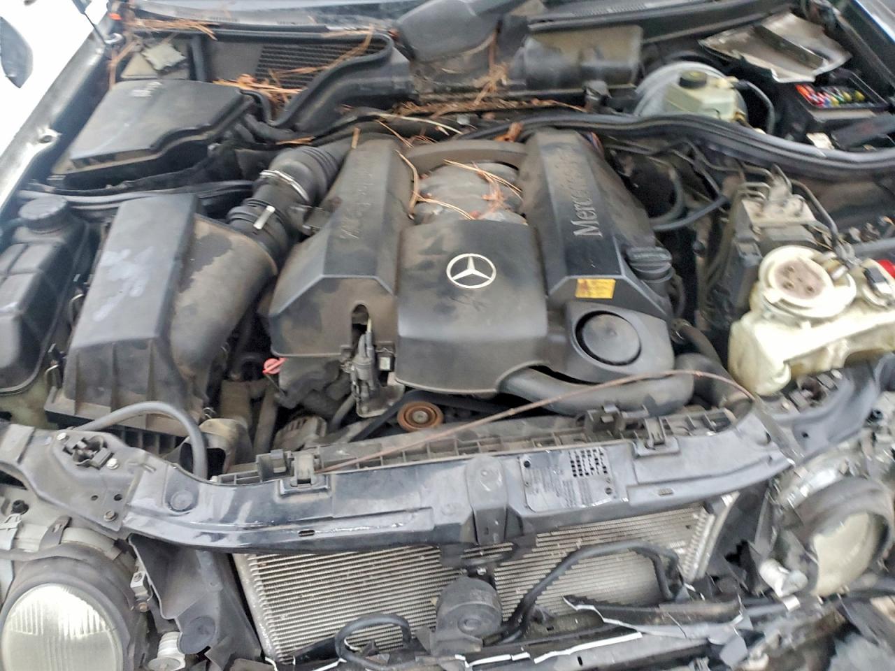 2000 Mercedes-benz E 320 Черный vin: WDBJH65J9YB102199