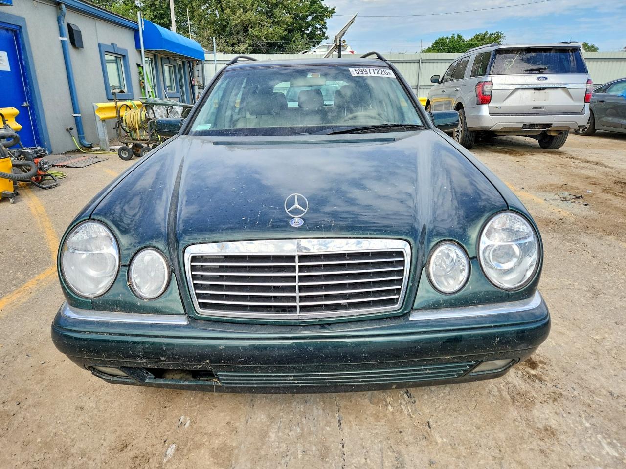 1998 Mercedes-benz E 320 4matic Green vin: WDBJH82F7WX005501
