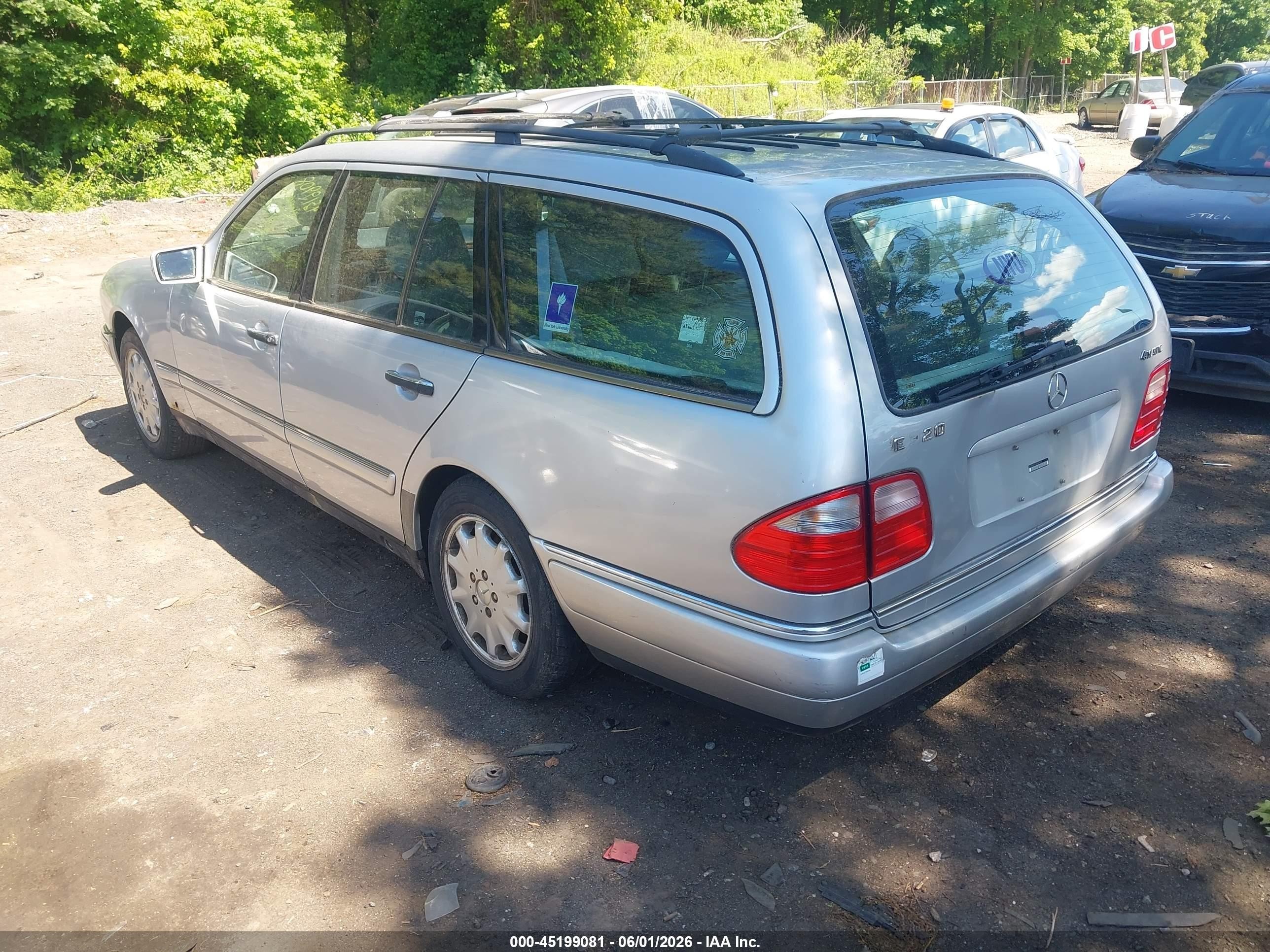1999 Mercedes-benz E 320 Awd Серебряный vin: WDBJH82F7XX024874