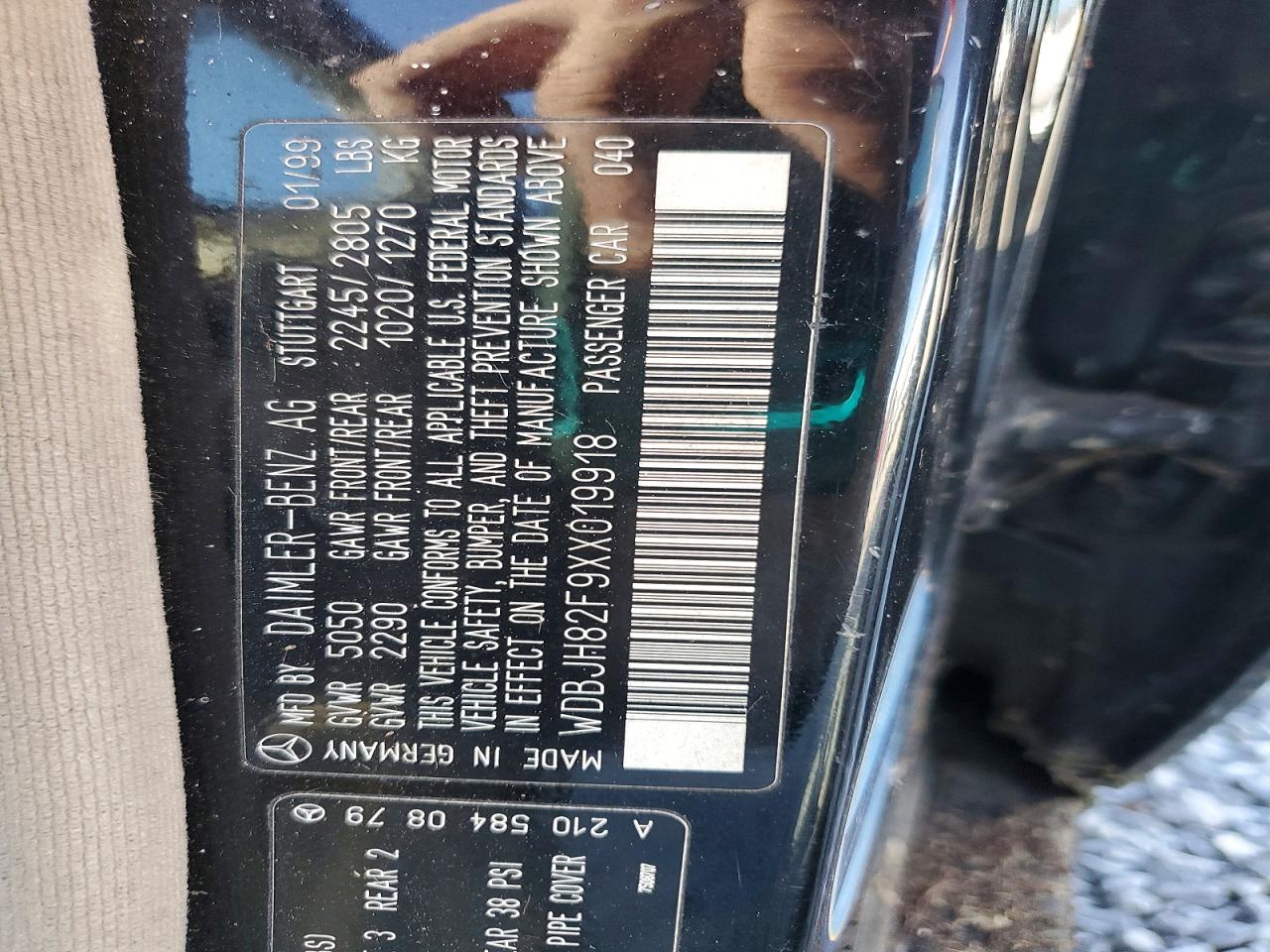 1999 Mercedes-benz E 320 4matic Black vin: WDBJH82F9XX019918