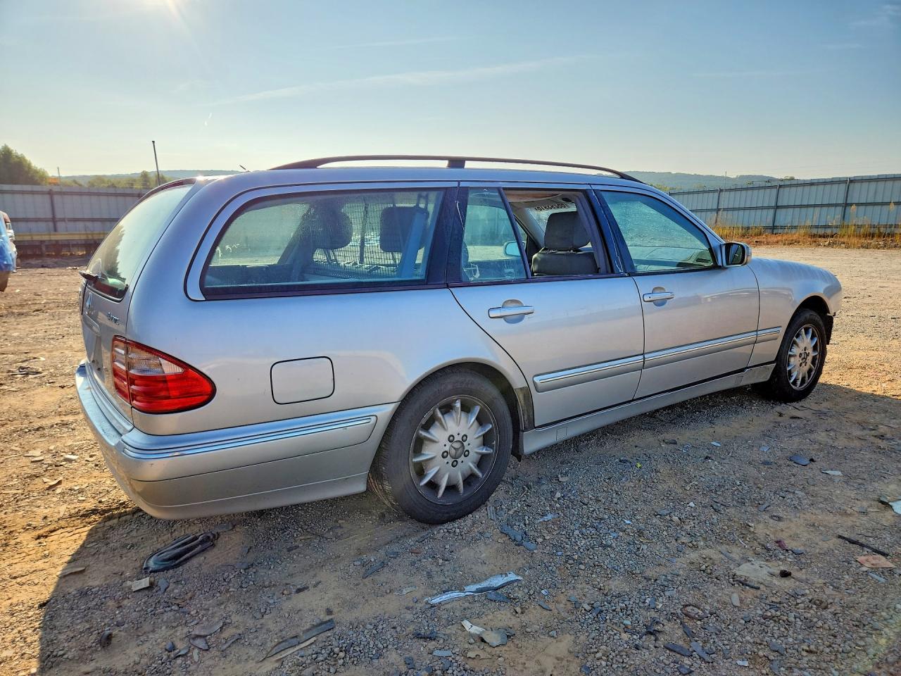 2001 Mercedes-benz E 320 4matic Silver vin: WDBJH82J21X045997