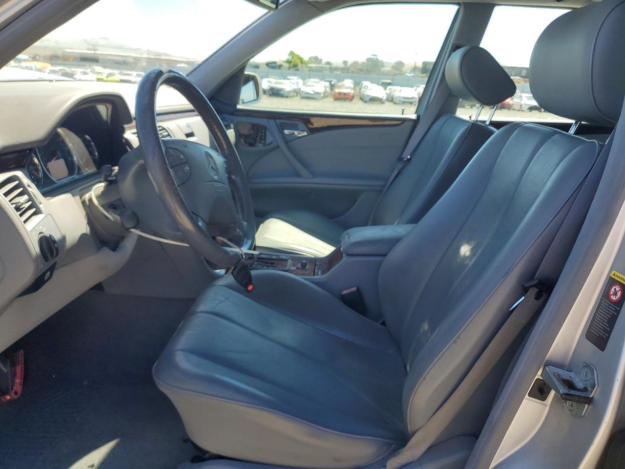 2001 Mercedes-benz E 320 4matic Silver vin: WDBJH82J21X051038