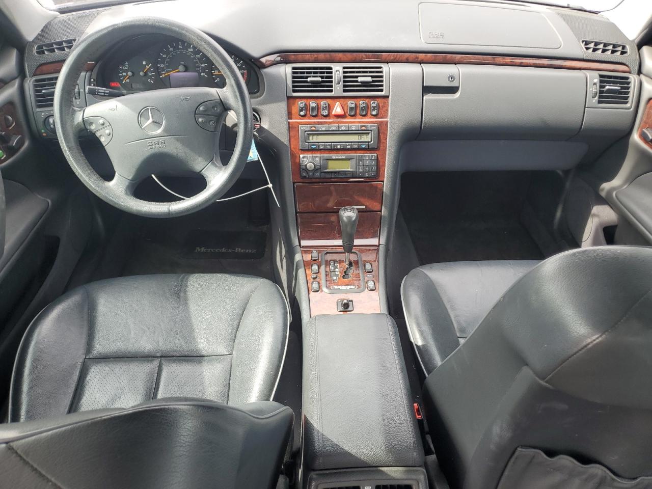 2000 Mercedes-benz E 320 4matic Silver vin: WDBJH82J7YX037338