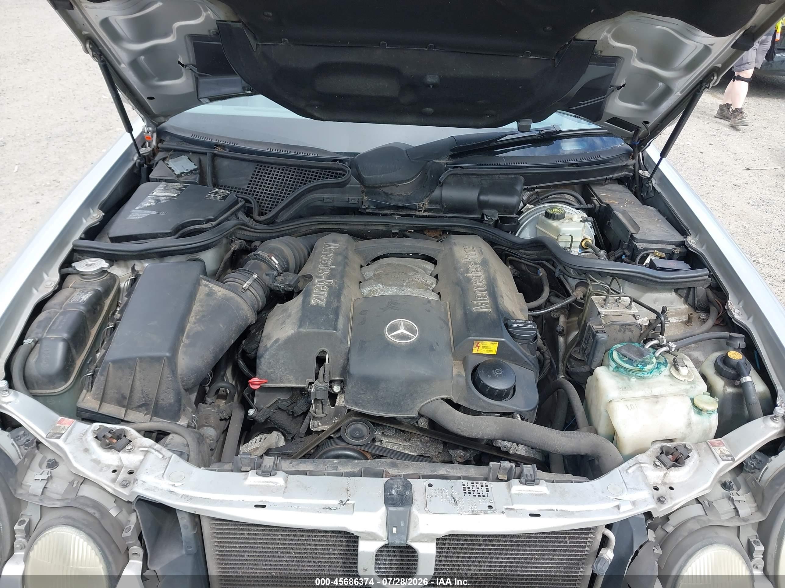 2002 Mercedes-benz E 320 4m Silver vin: WDBJH82J92X062359