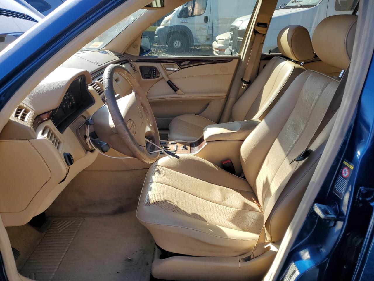 2000 Mercedes-benz E 320 4matic Blue vin: WDBJH82J9YX037115
